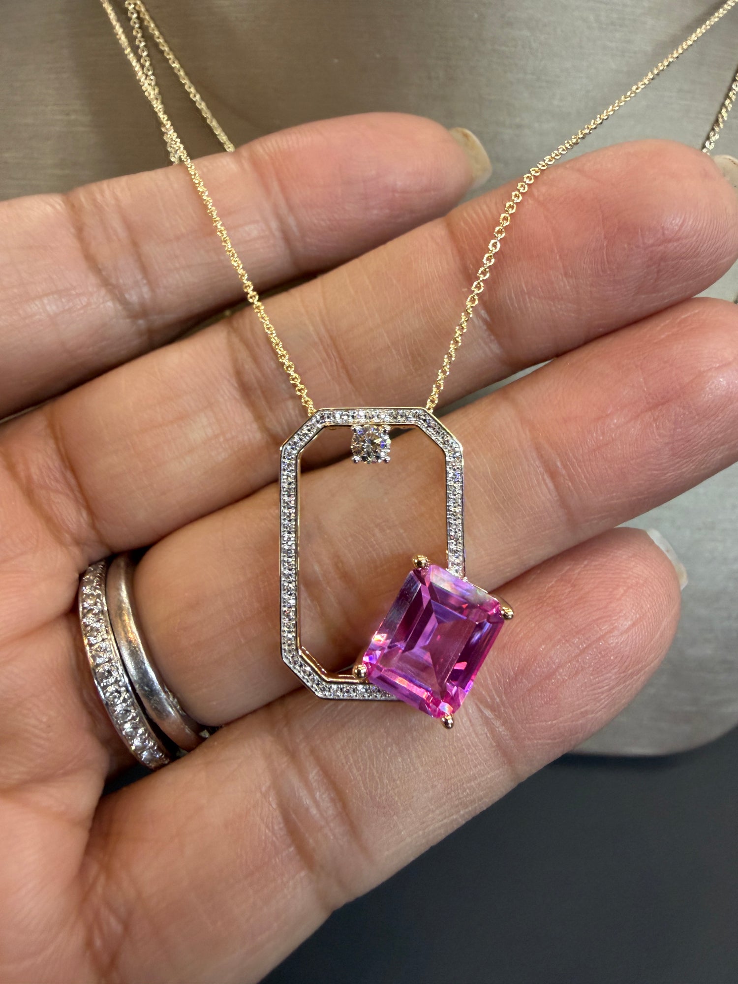 14k Yellow Gold Necklace With Tourmaline 18 inches