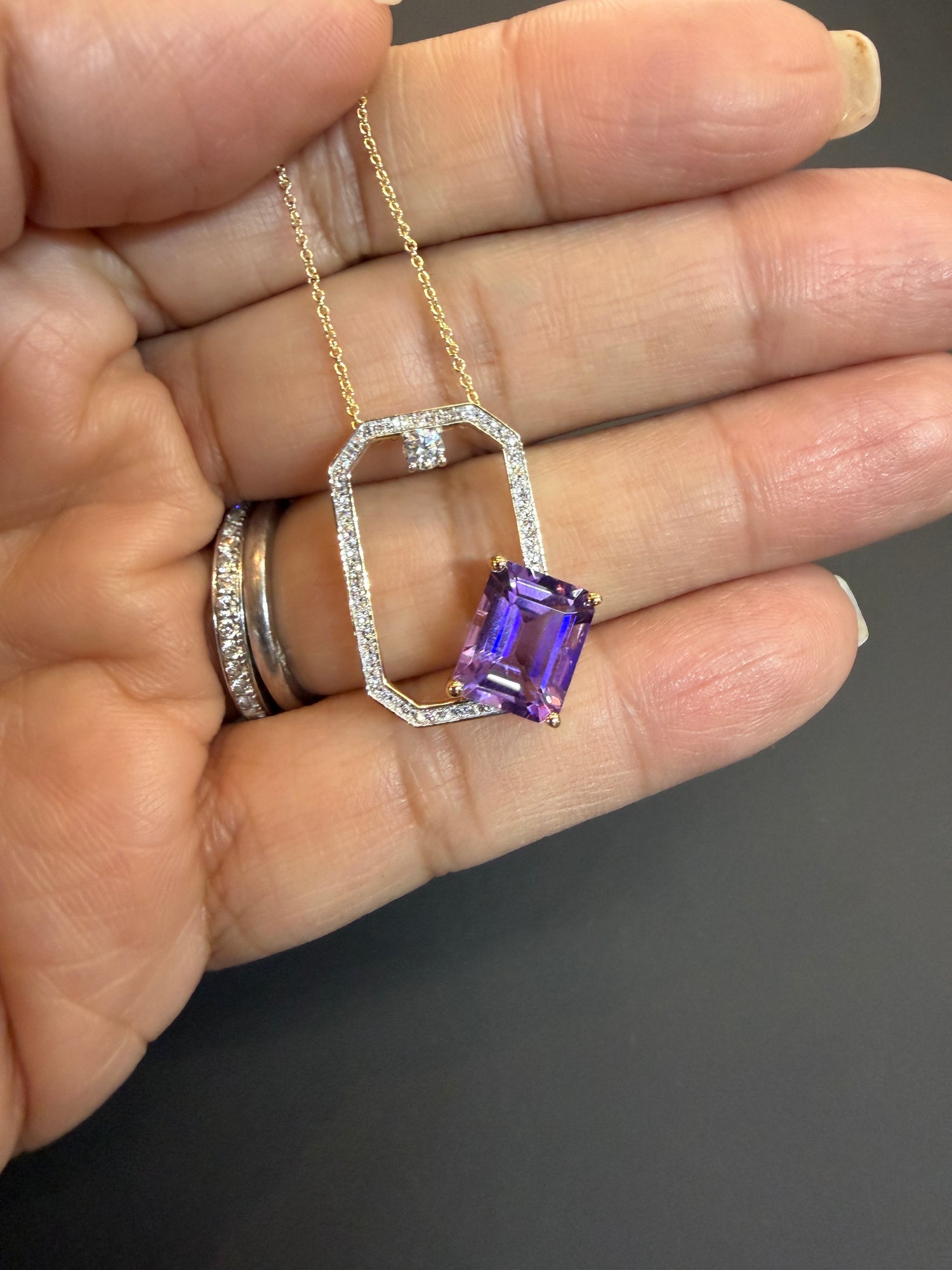 14k Yellow Gold Necklace With Amethyst 18 inches