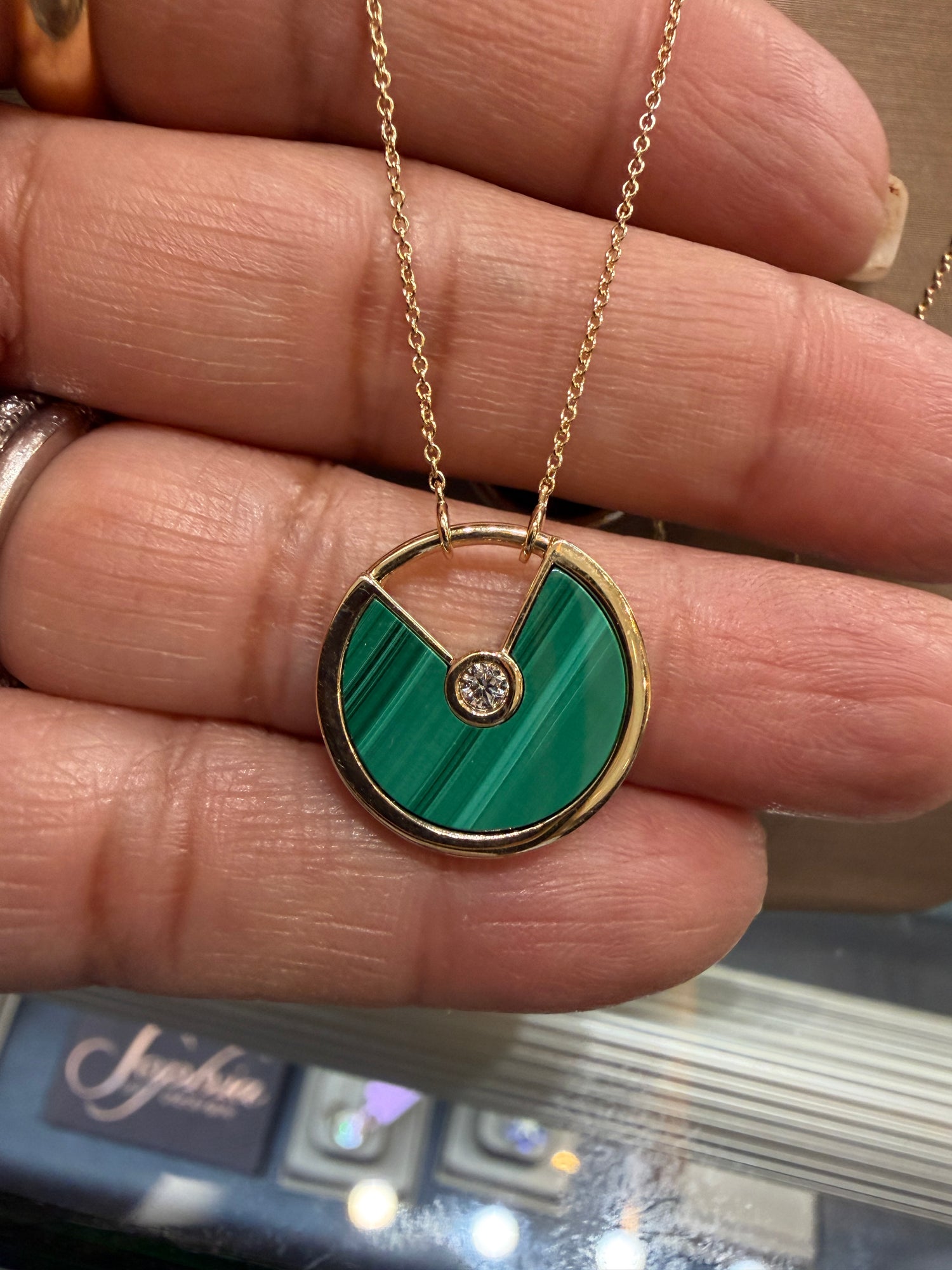 14k Yellow Gold Necklace With Malachite 18 inches