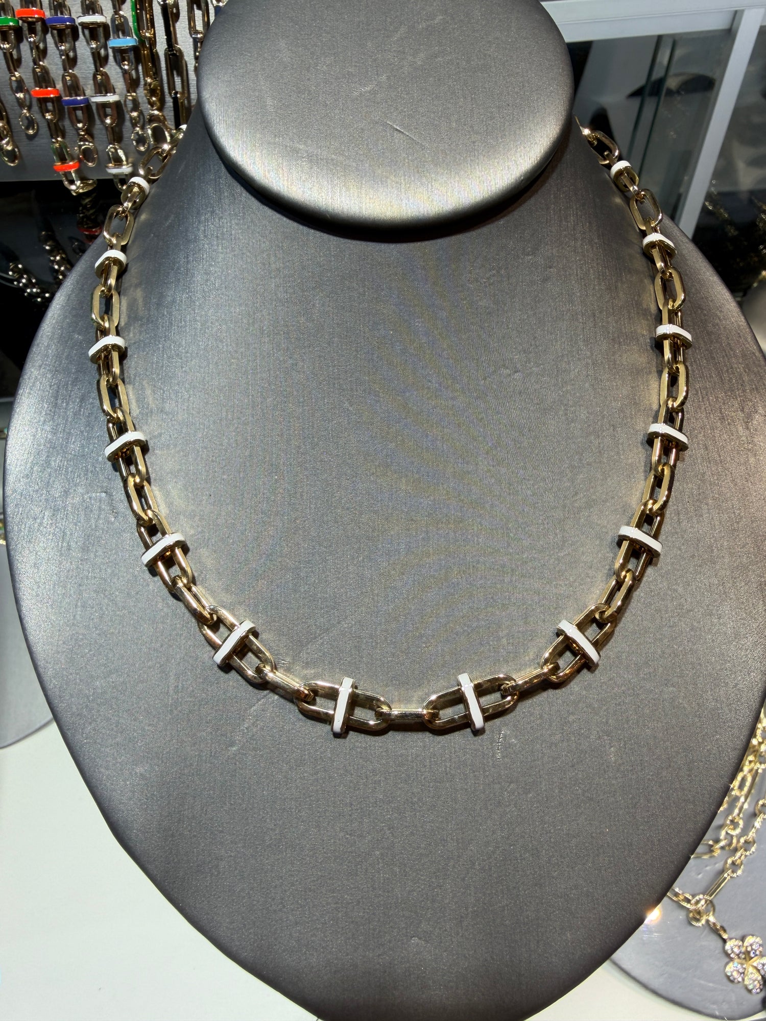 14k Yellow Gold Necklace With Enamel 18 inches