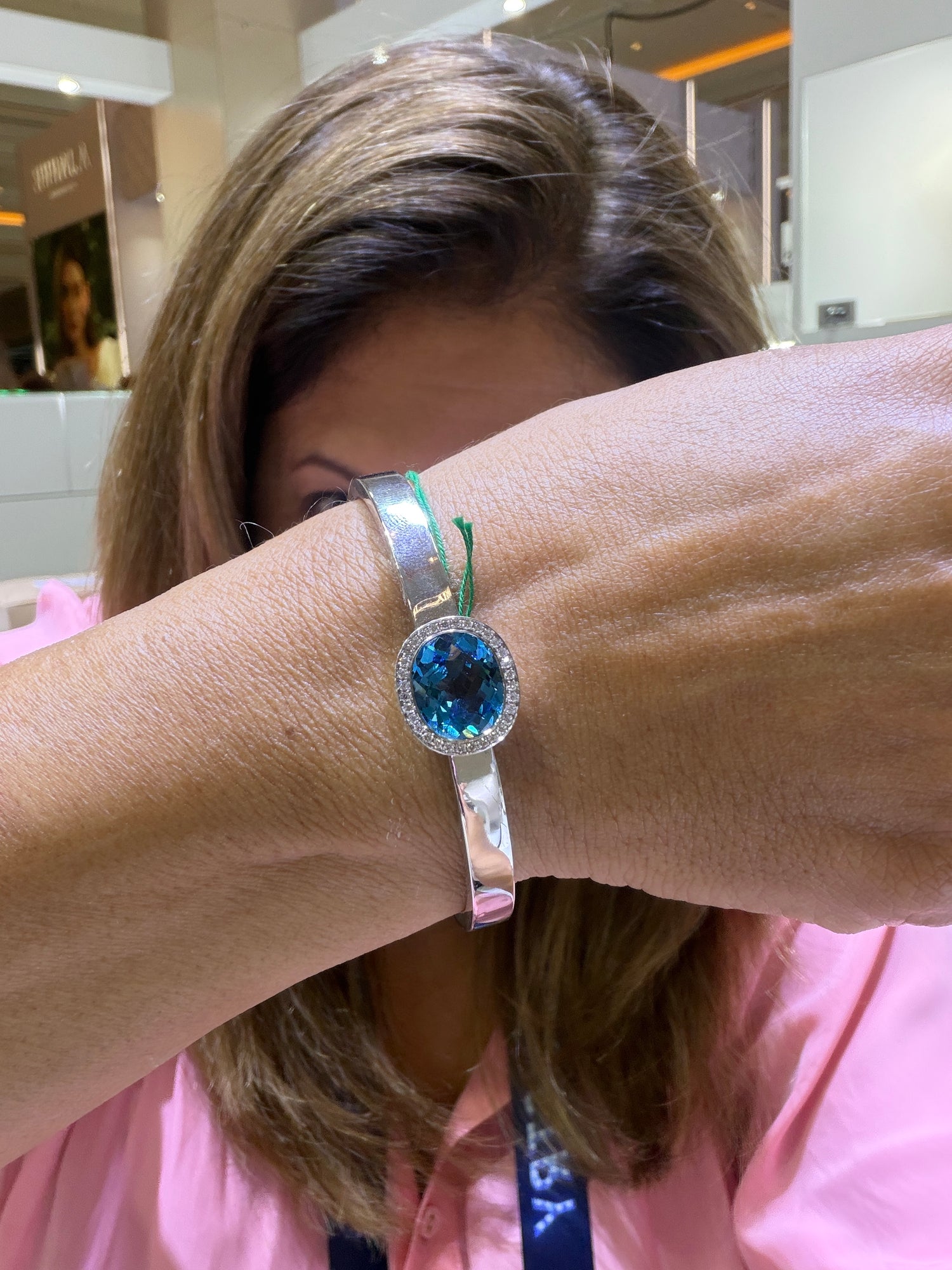 14k White Gold Bracelet With Swiss Blue Topaz