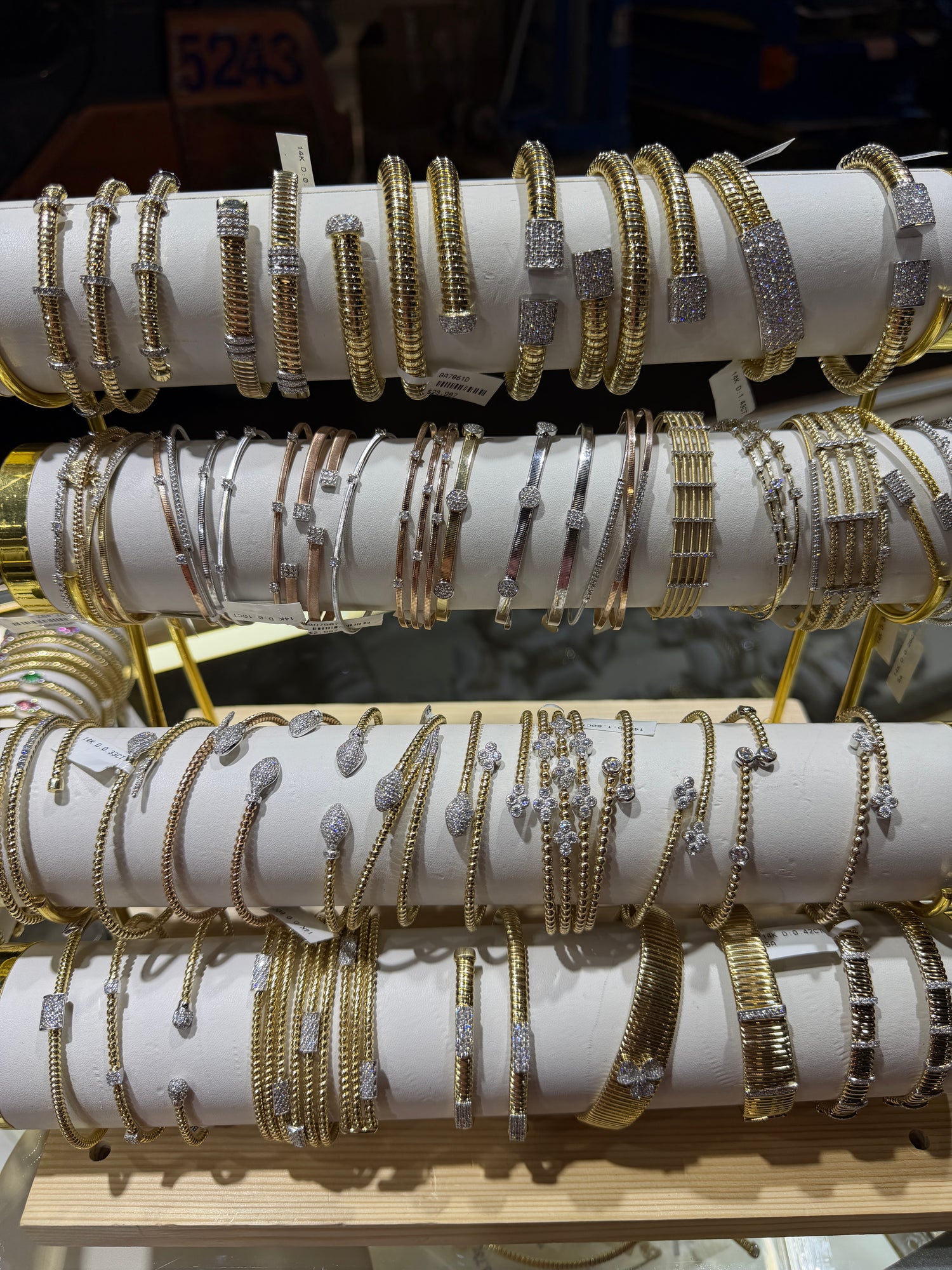 14k Yellow Gold Bracelets With Diamond