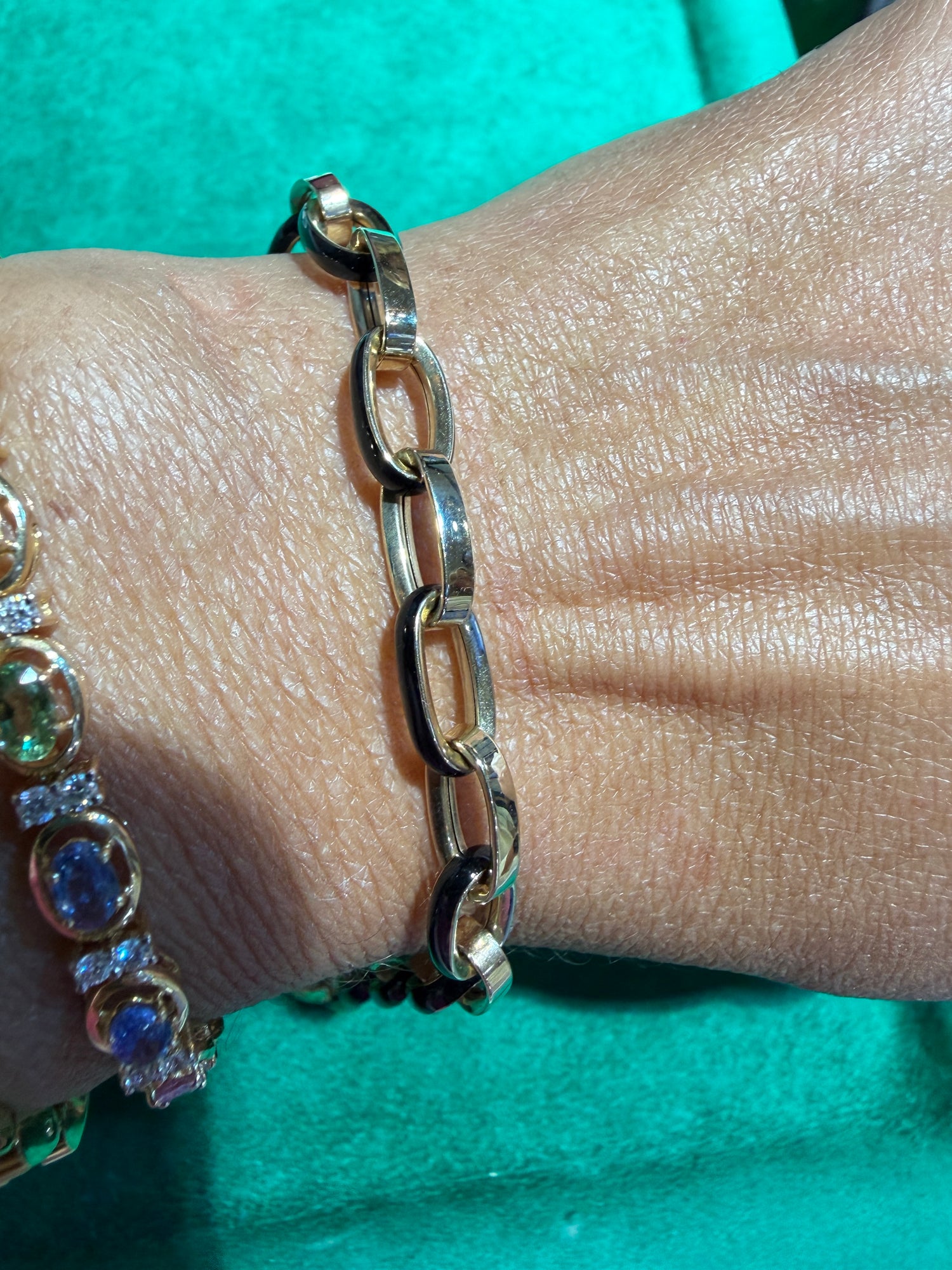 14k Yellow Gold Bracelet With Onyx