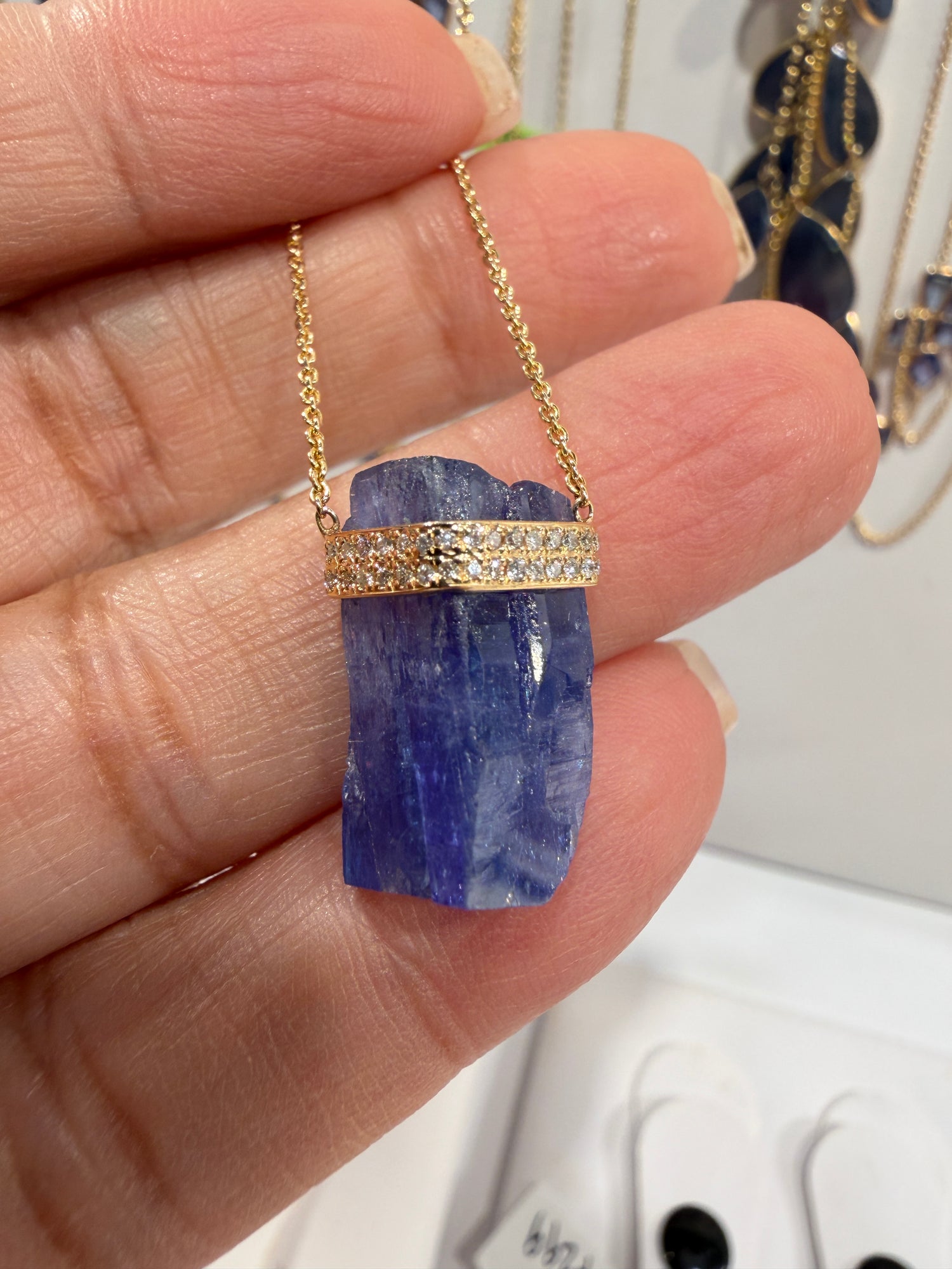 14k Yellow Gold Necklace With Tanzanite 18 inches