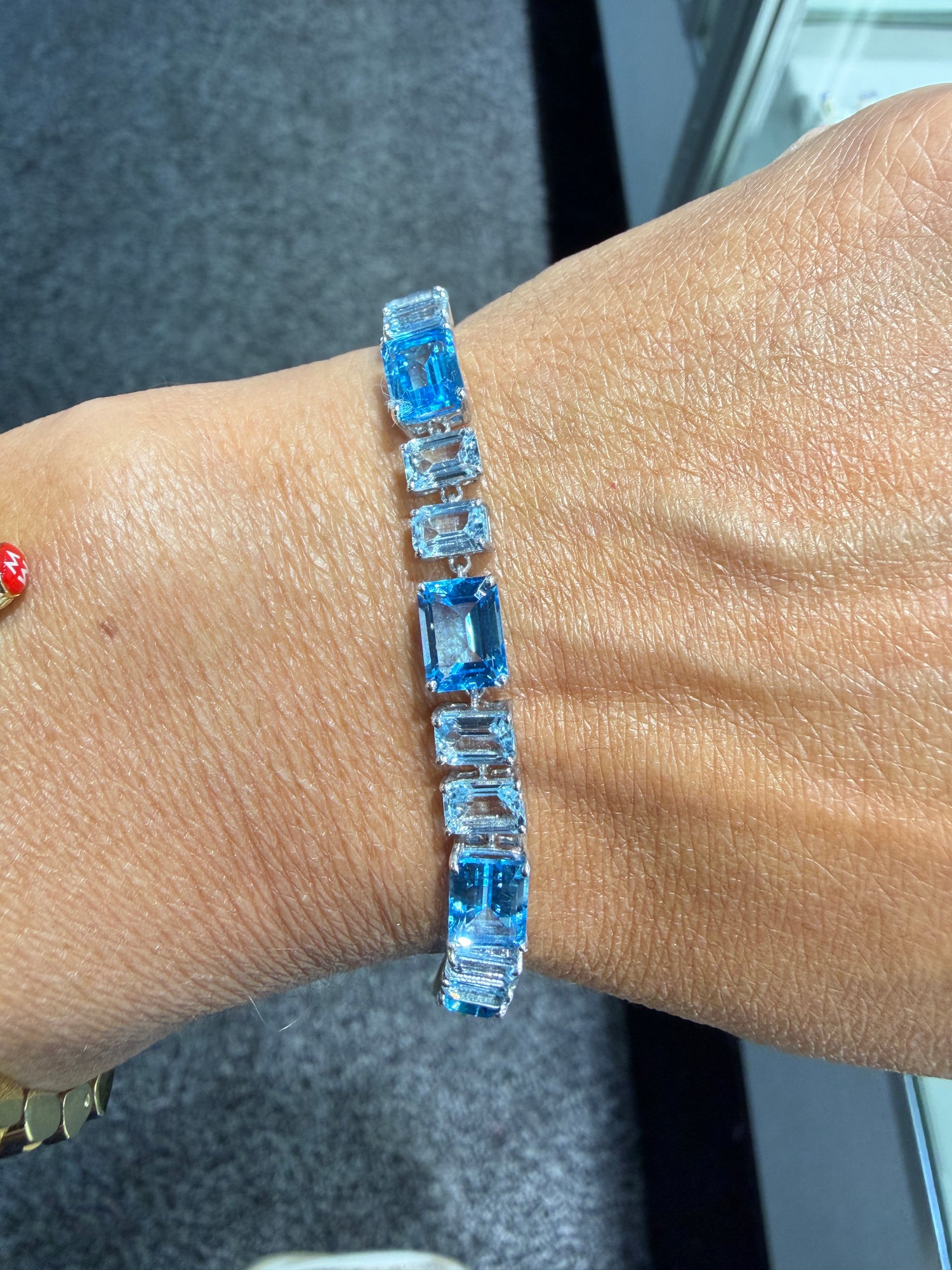 Sterling Silver Bracelet With Topaz