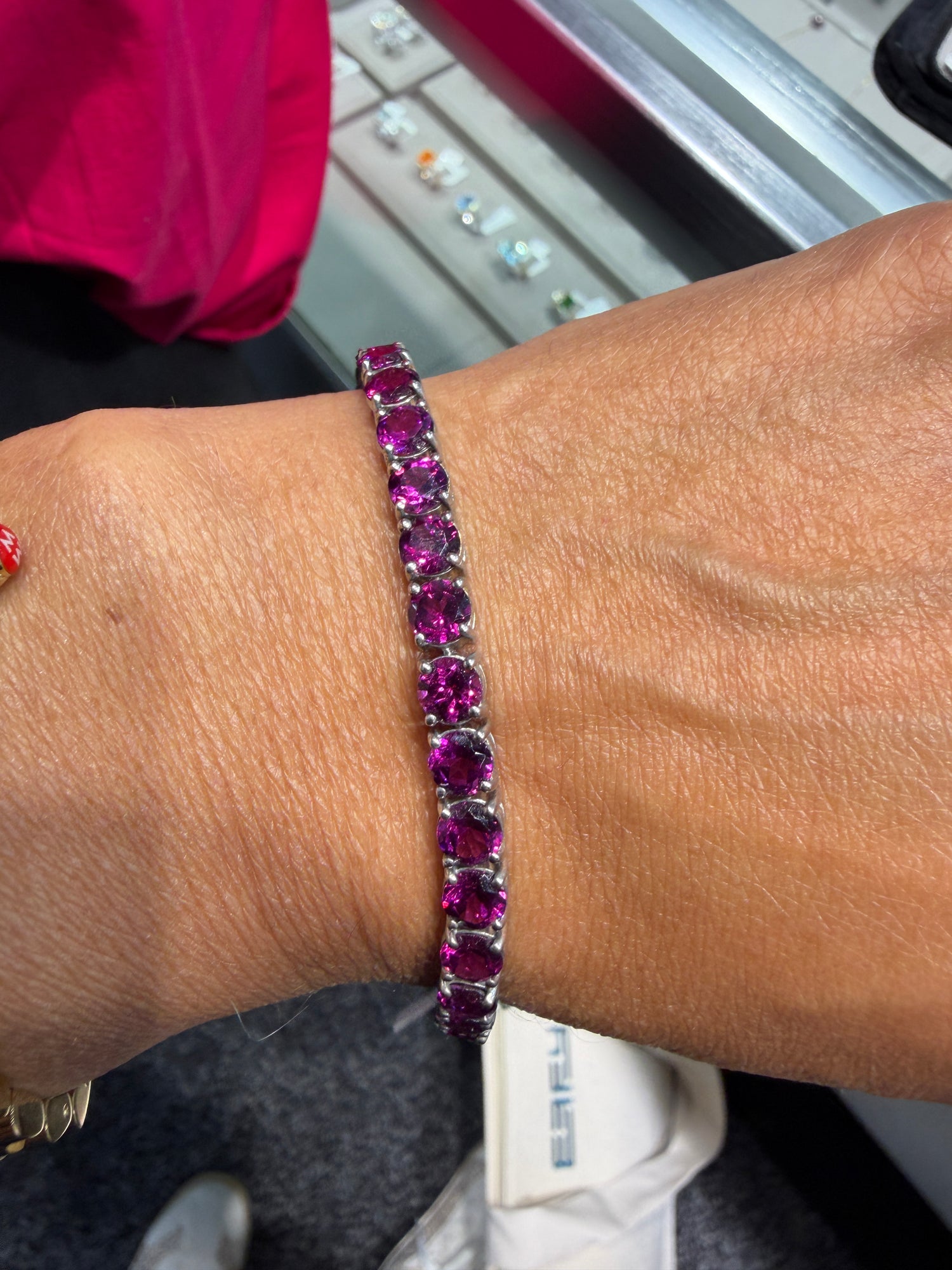 Sterling Silver Bracelet With Garnet