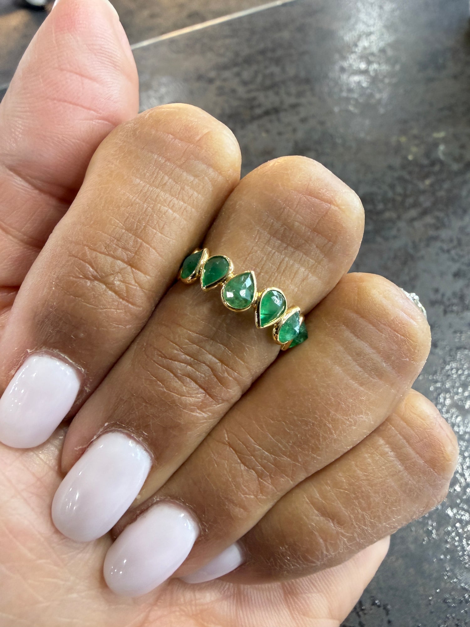 14k Yellow Gold Ring With Emerald Size 6.5