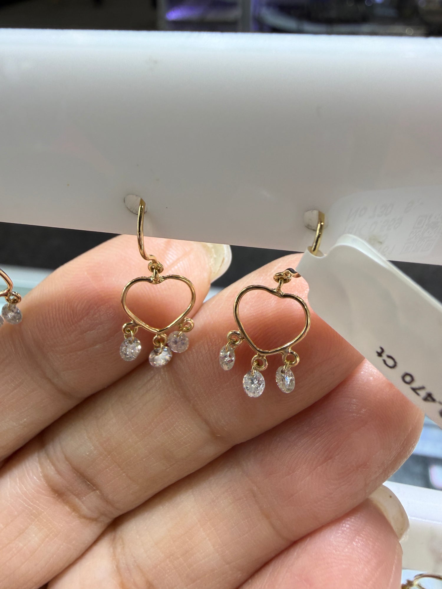 14k Yellow Gold Earrings With Diamond