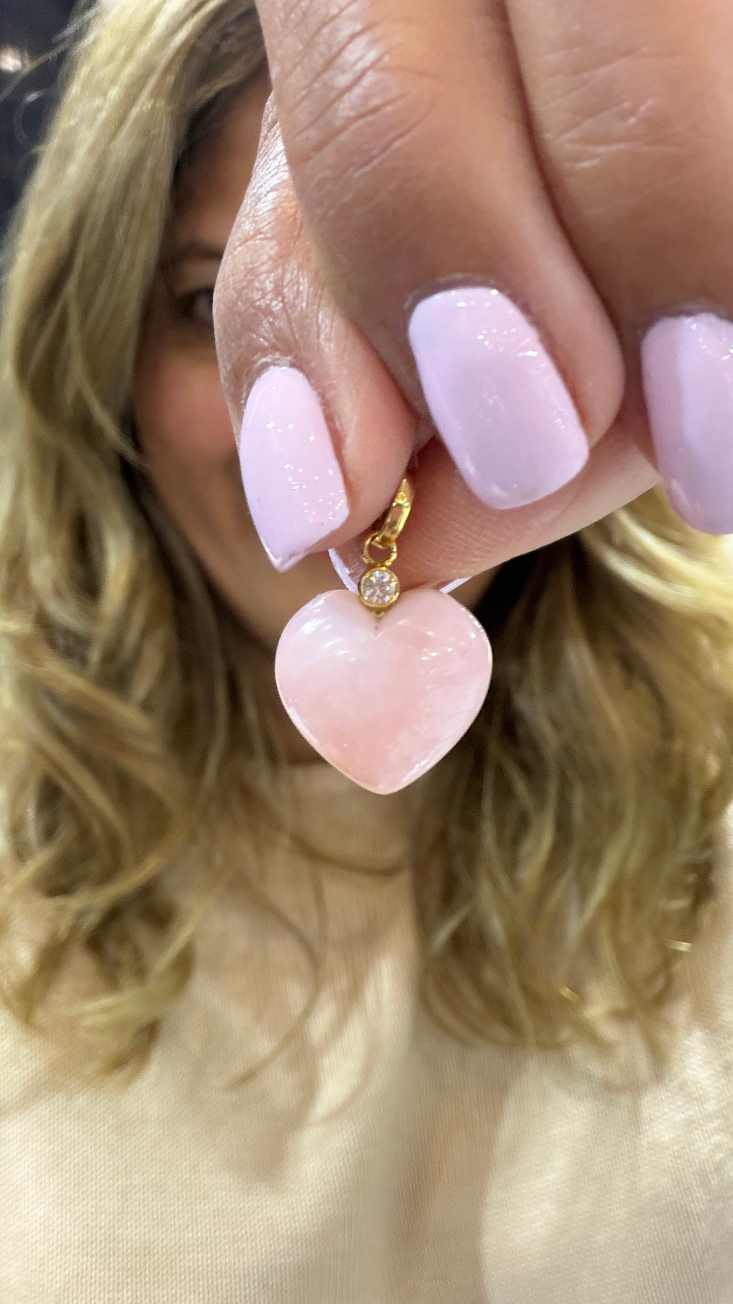 14k Yellow Gold Pendant With Pink Opal
