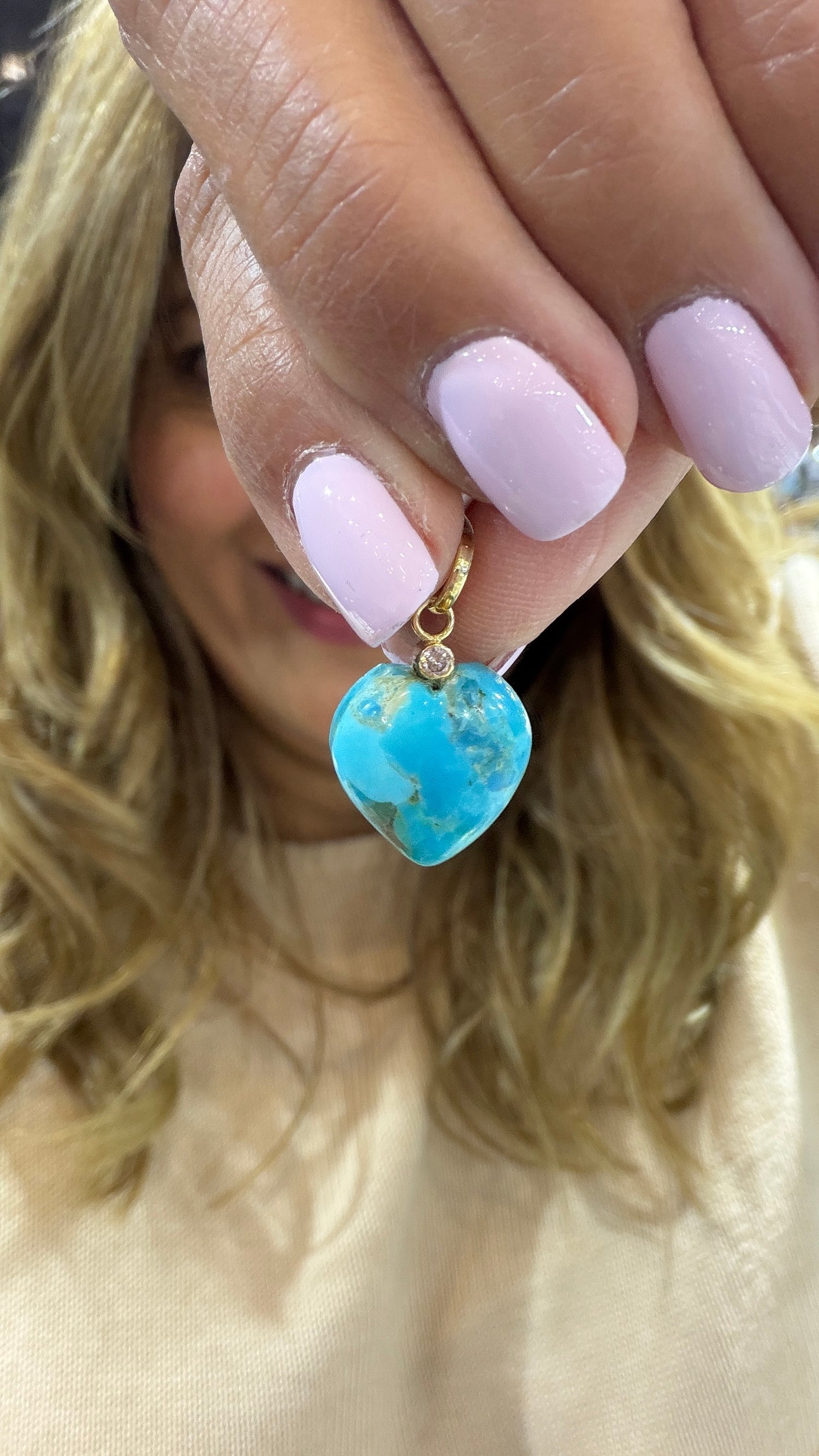 14k Yellow Gold Pendant With Turquoise