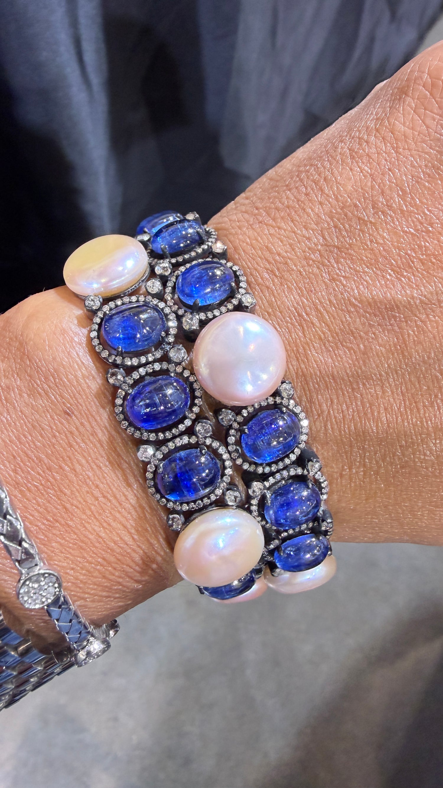 Sterling Silver Bracelet With Kyanite And Pearl 7 inches