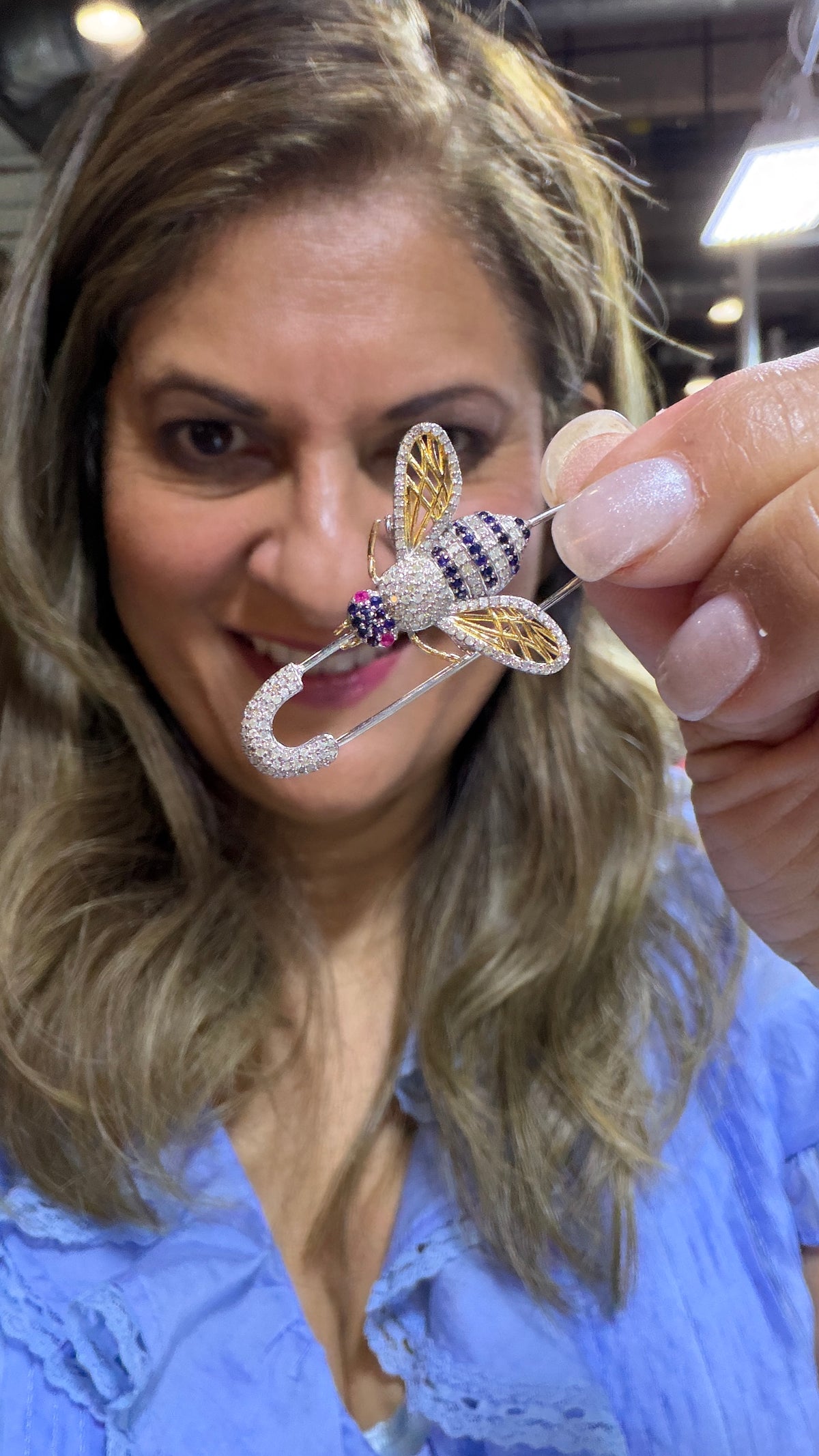 14k Yellow Gold Brooch With Diamond And Sapphire