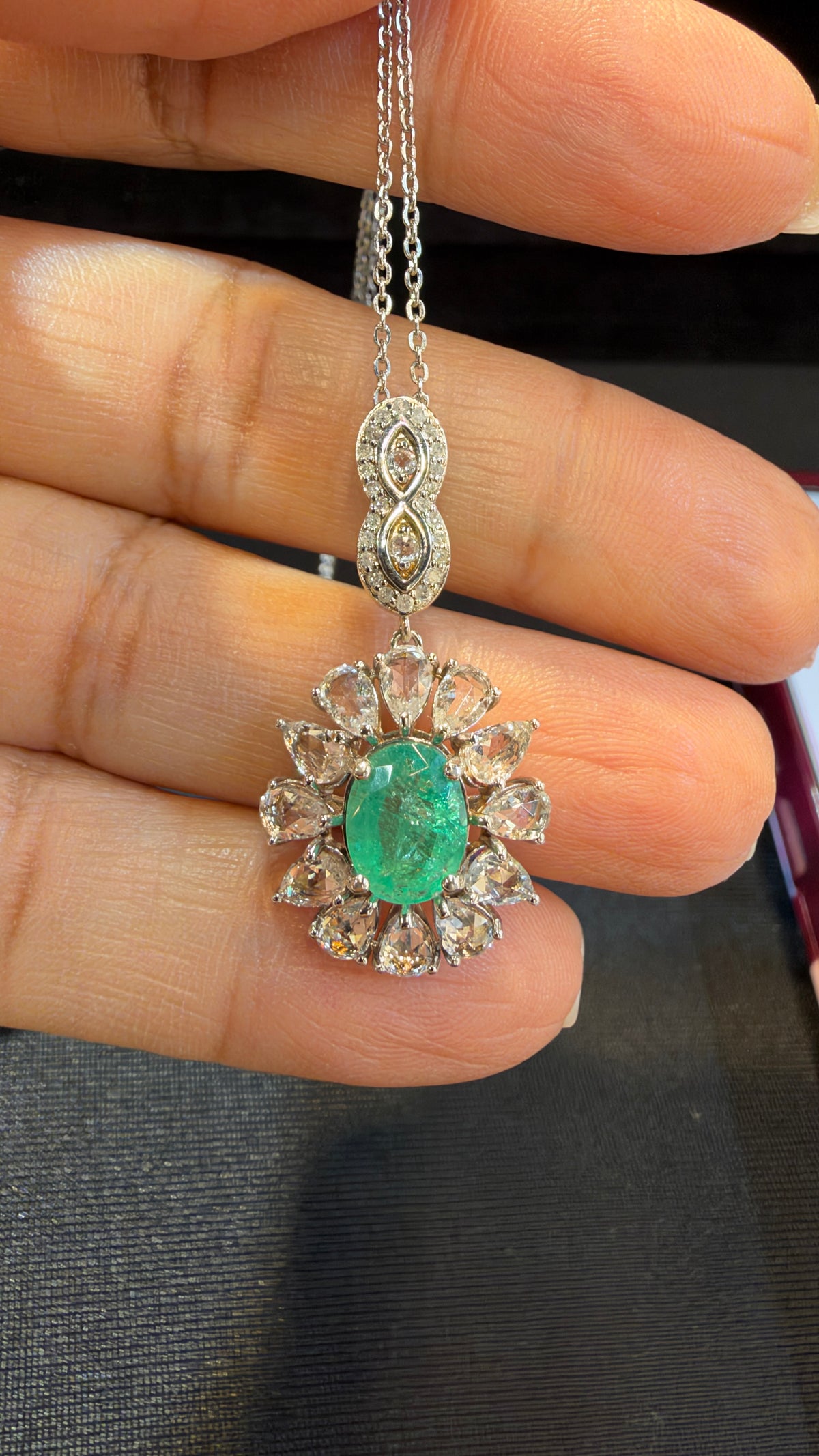 Sterling Silver Necklace With Emerald And Topaz