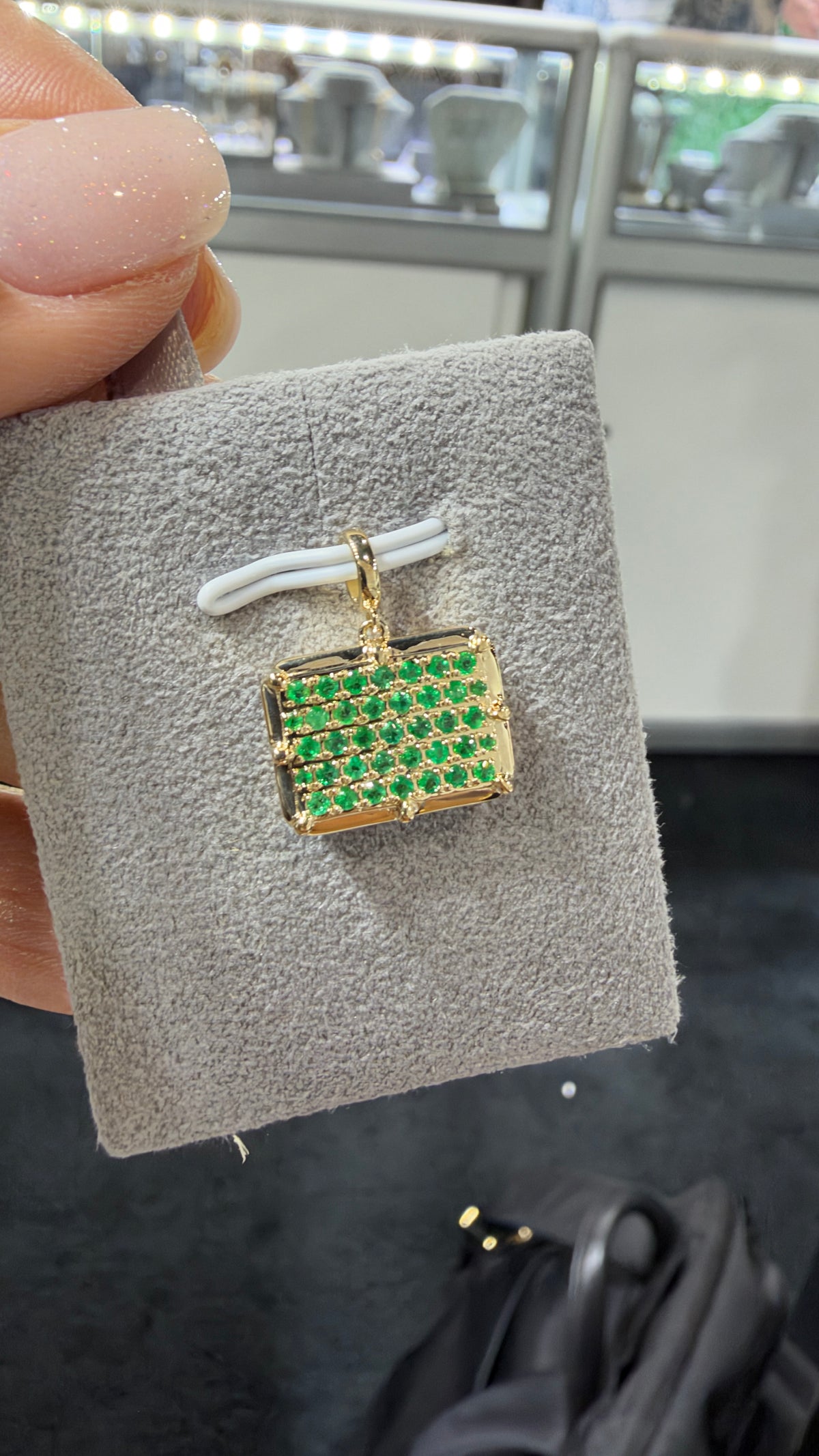 14k Yellow Gold Pendant With Emerald