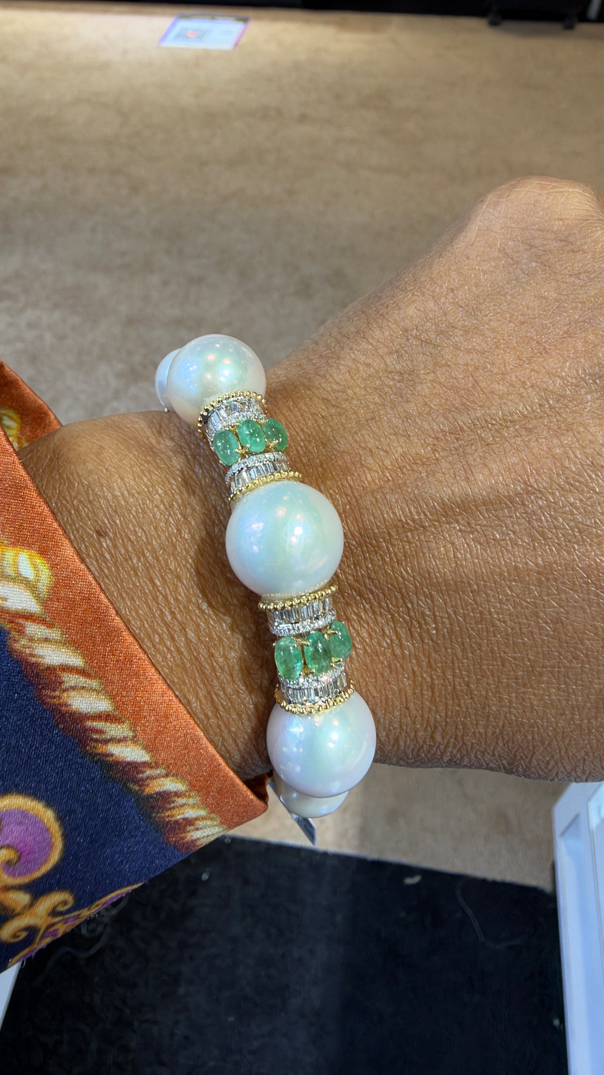 14k Yellow Gold Bracelet With Pearl And Emerald