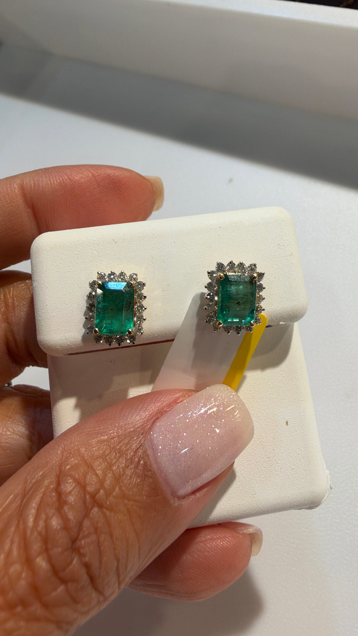 14k Yellow Gold Earrings With Emerald