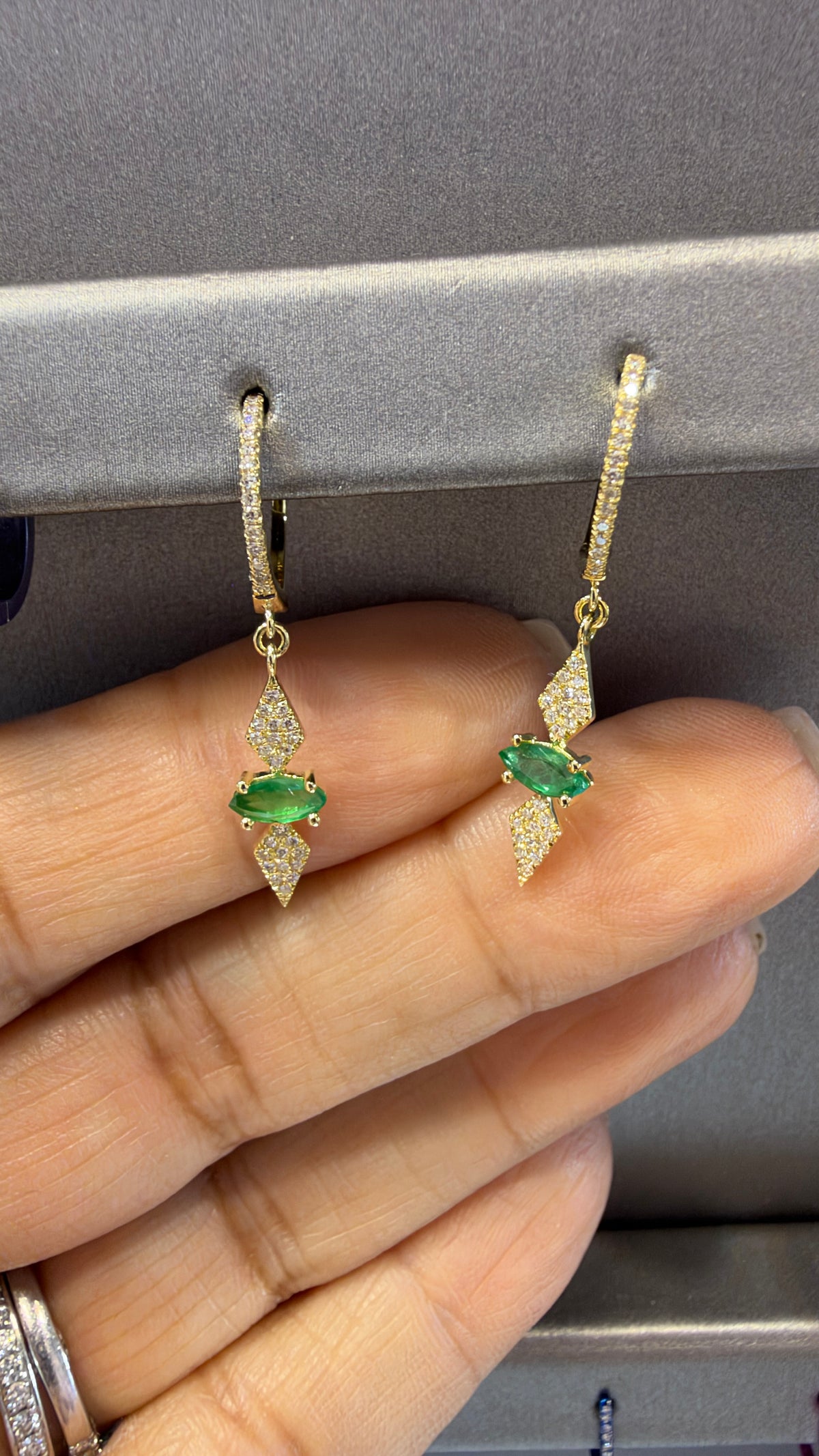 14k Yellow Gold Earrings With Emerald