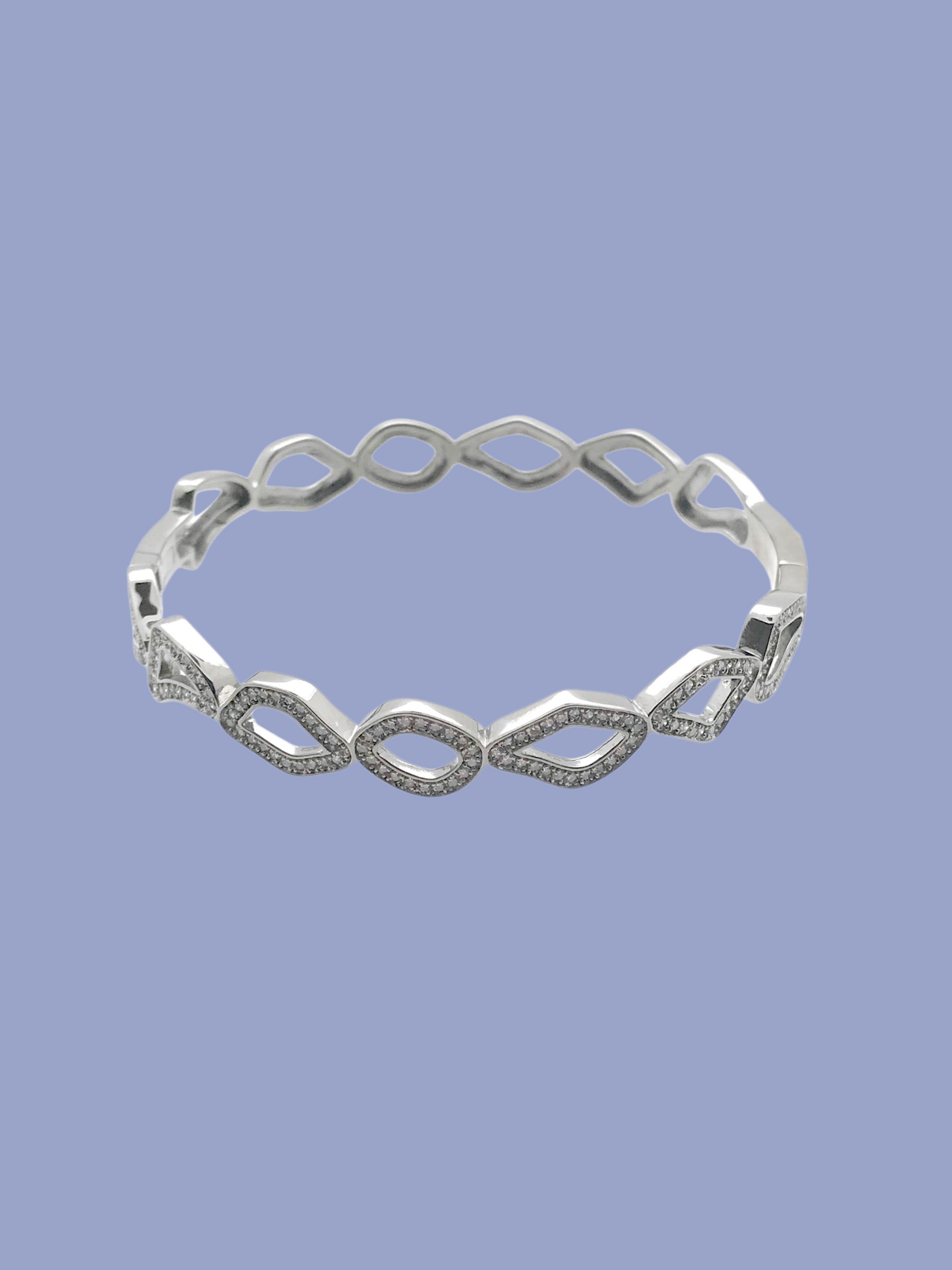 Diamond Bracelet in Sterling Silver | Ulka Rocks