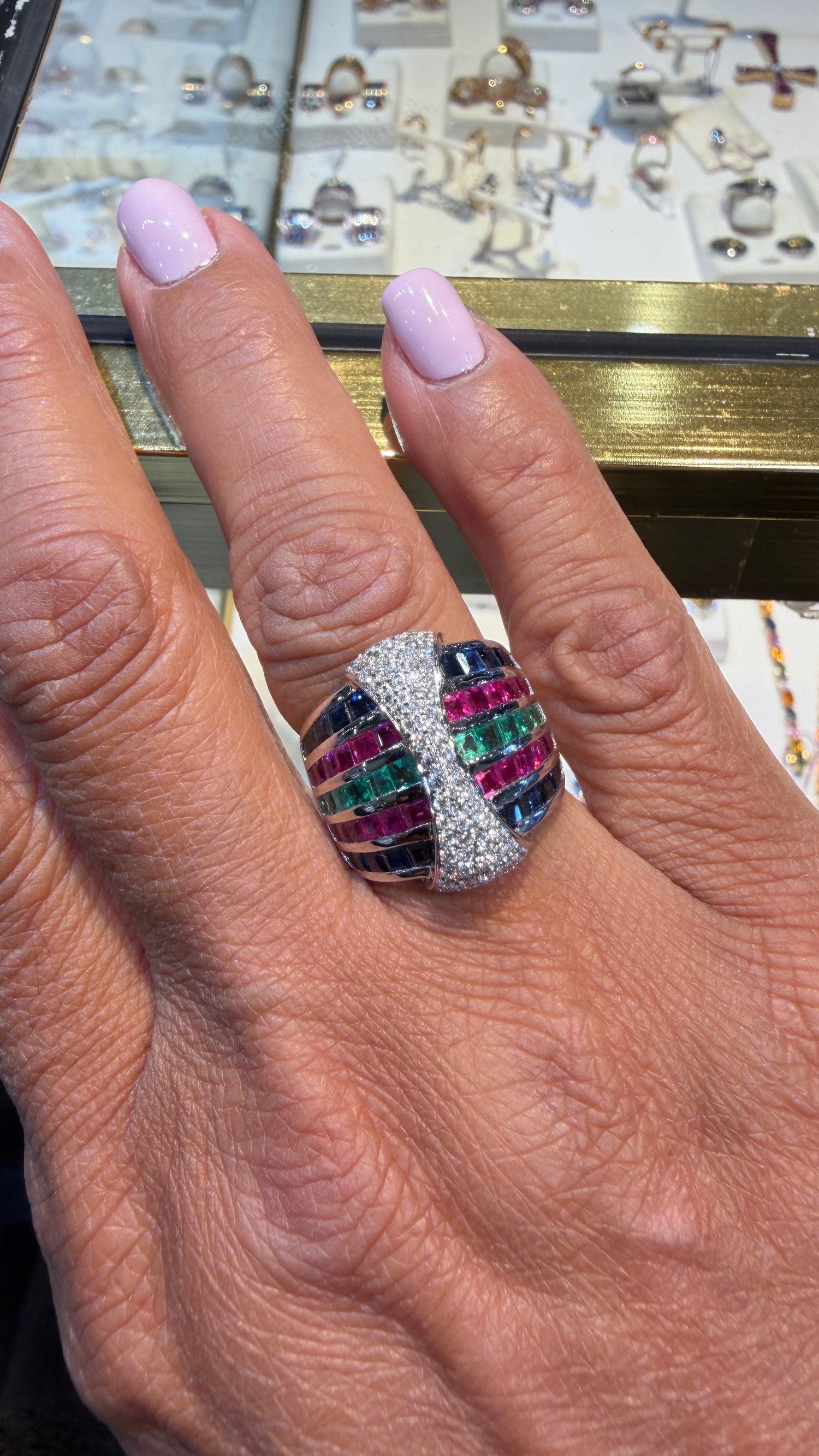 18k White Gold Ring With Ruby And Emerald and SapphiresSize 7