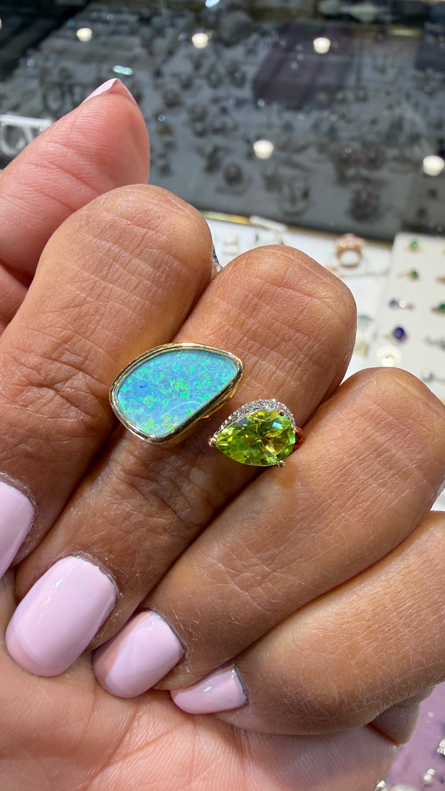 14k Yellow Gold Ring With Australian Opal And Peridot Size 7