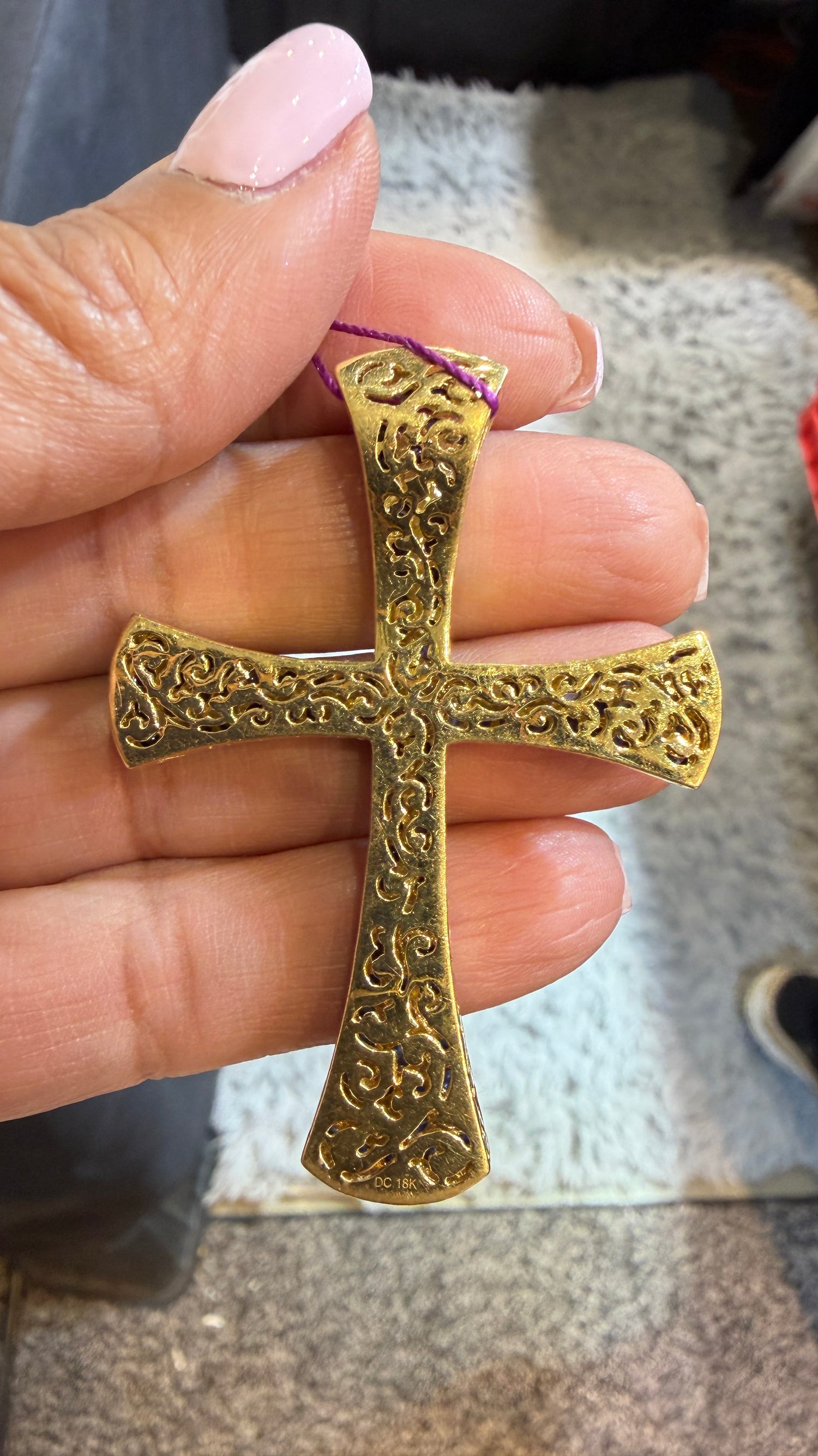 14k Yellow Gold Pendant With Sapphire