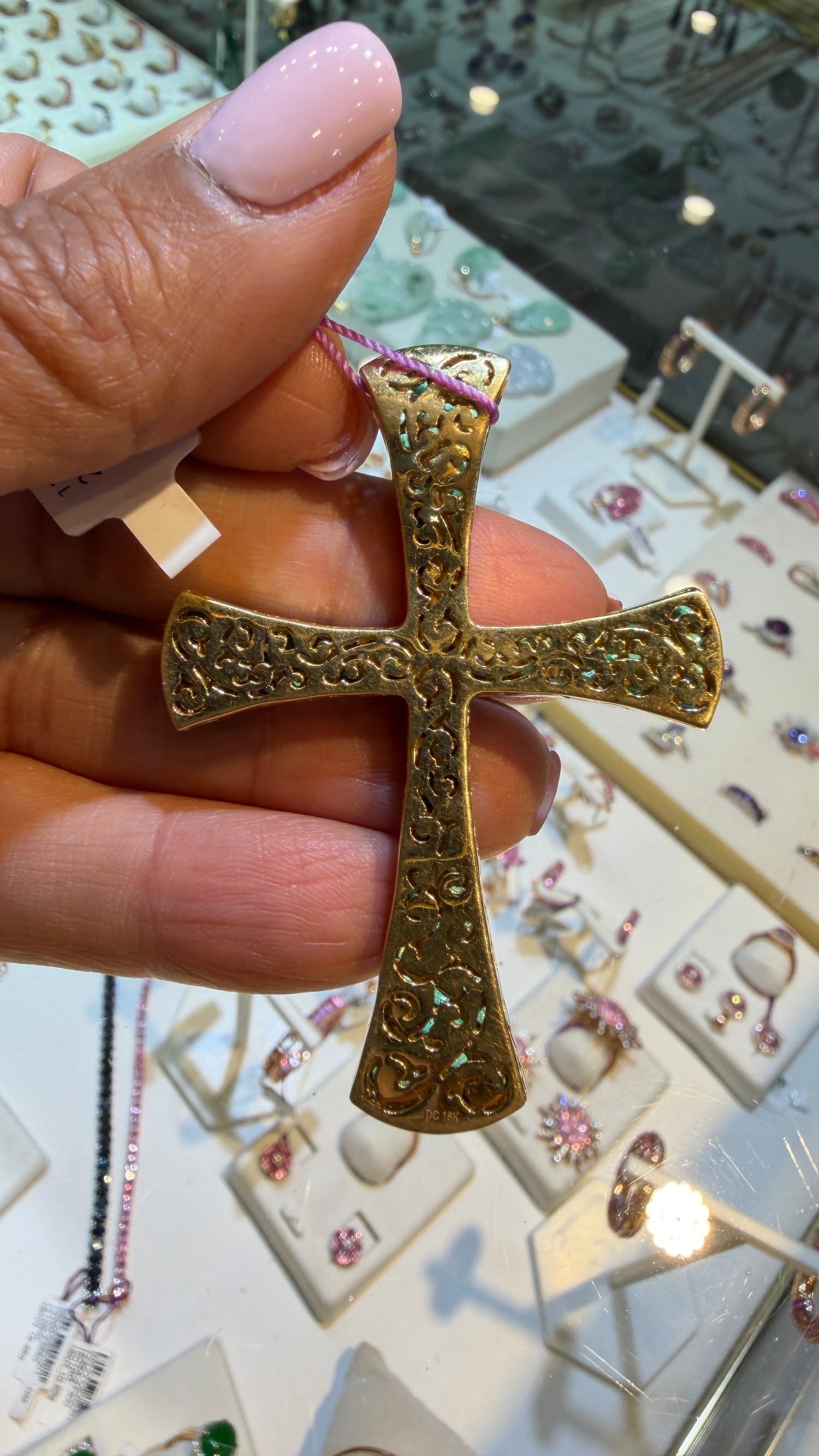 14k Yellow Gold Pendant With Emerald
