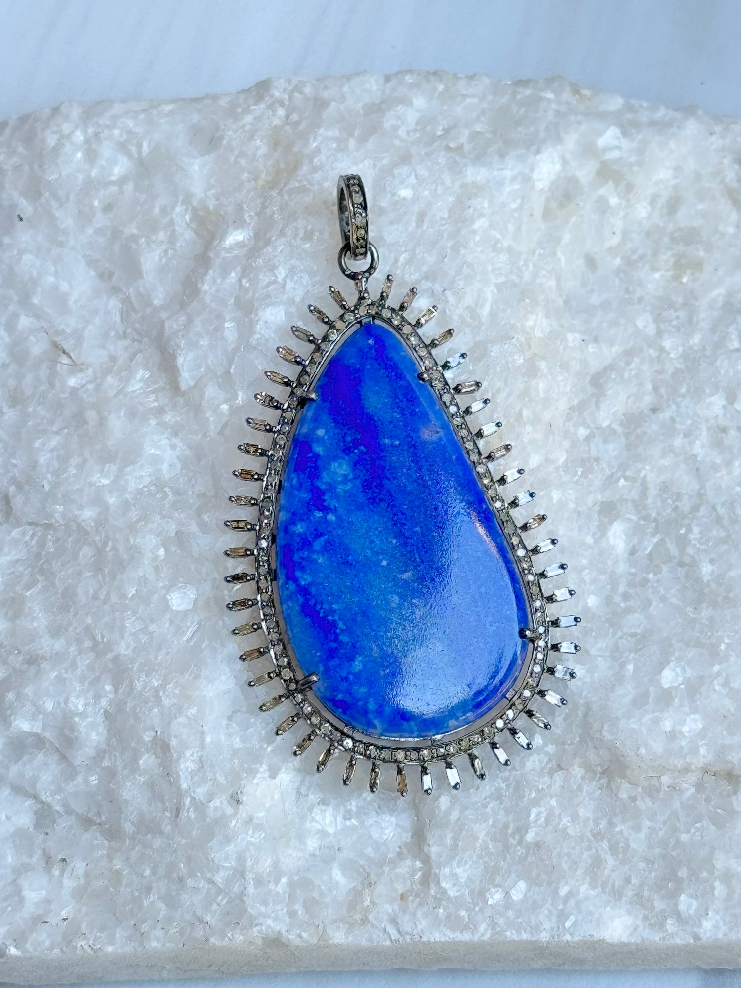 Blue Blue Agate Diamond Pendant | Ulka Rocks