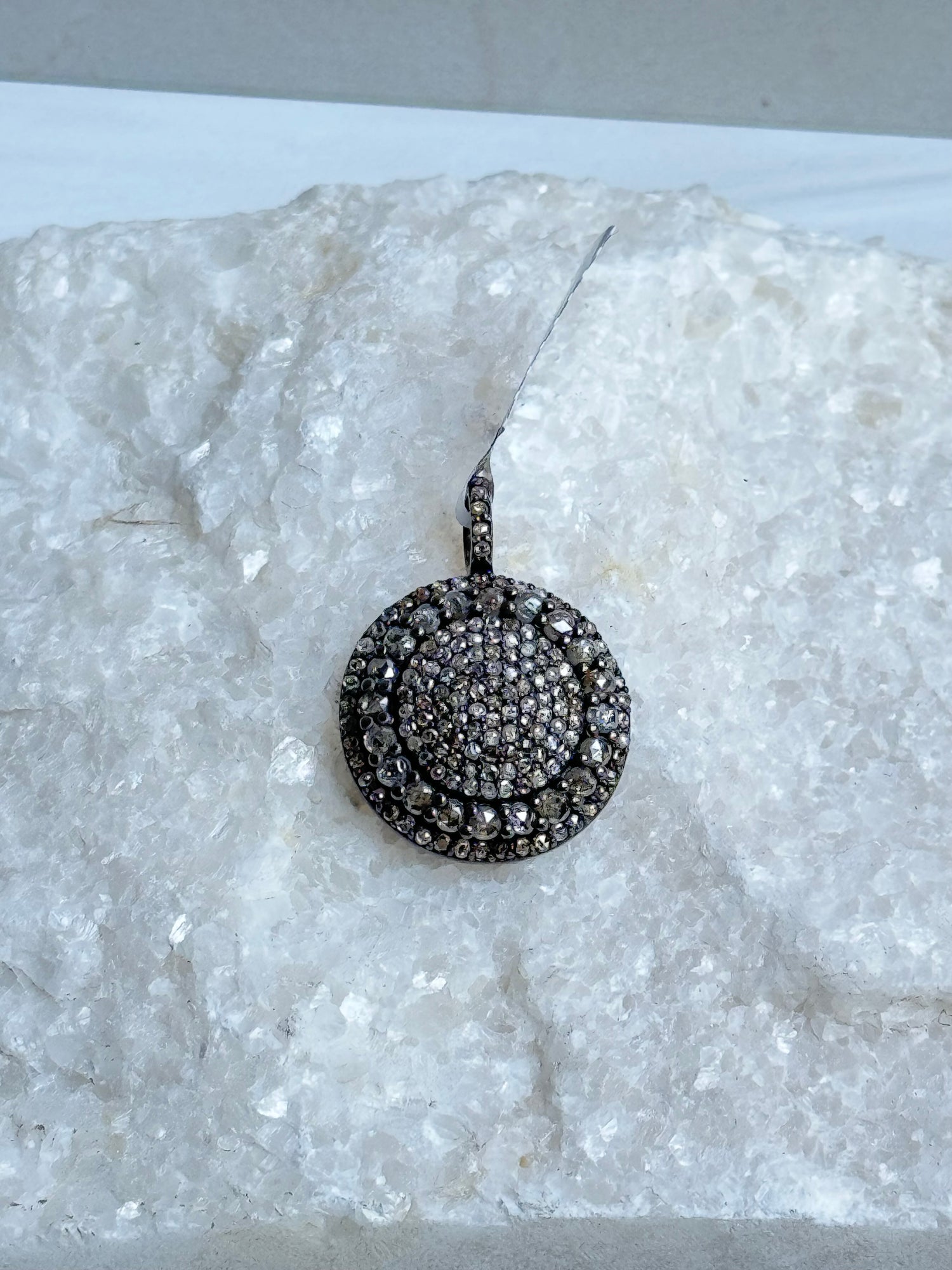 Diamond Disc Pendant | Ulka Rocks