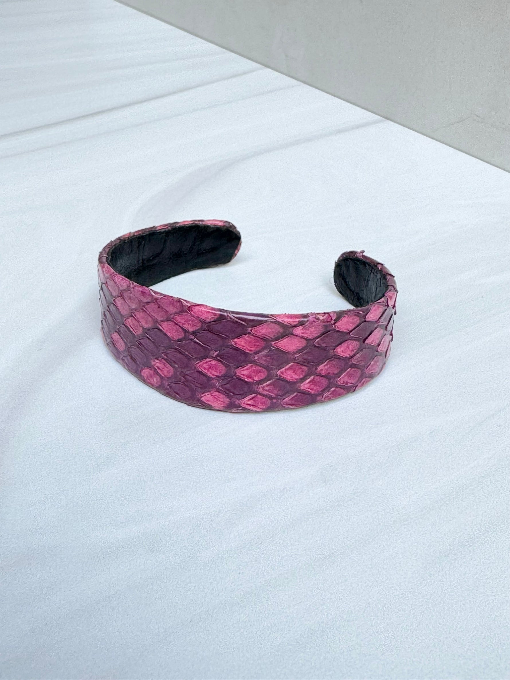 Leather Bracelet - Pink | Ulka Rocks