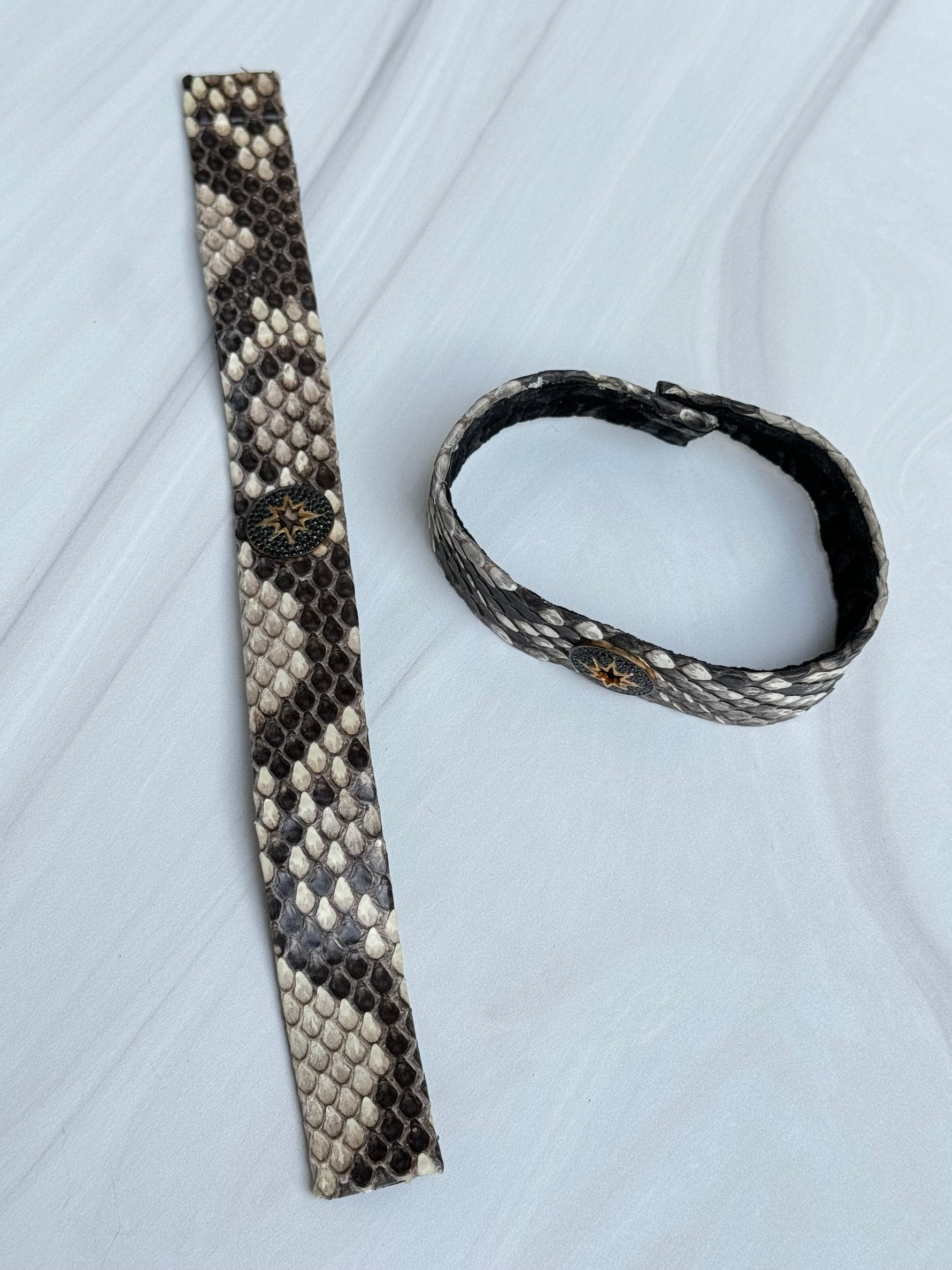 Leather Bracelet - Neutral Pattern - Magnetic Closure | Ulka Rocks