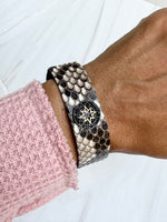 Leather Bracelet - Neutral Pattern - Magnetic Closure | Ulka Rocks