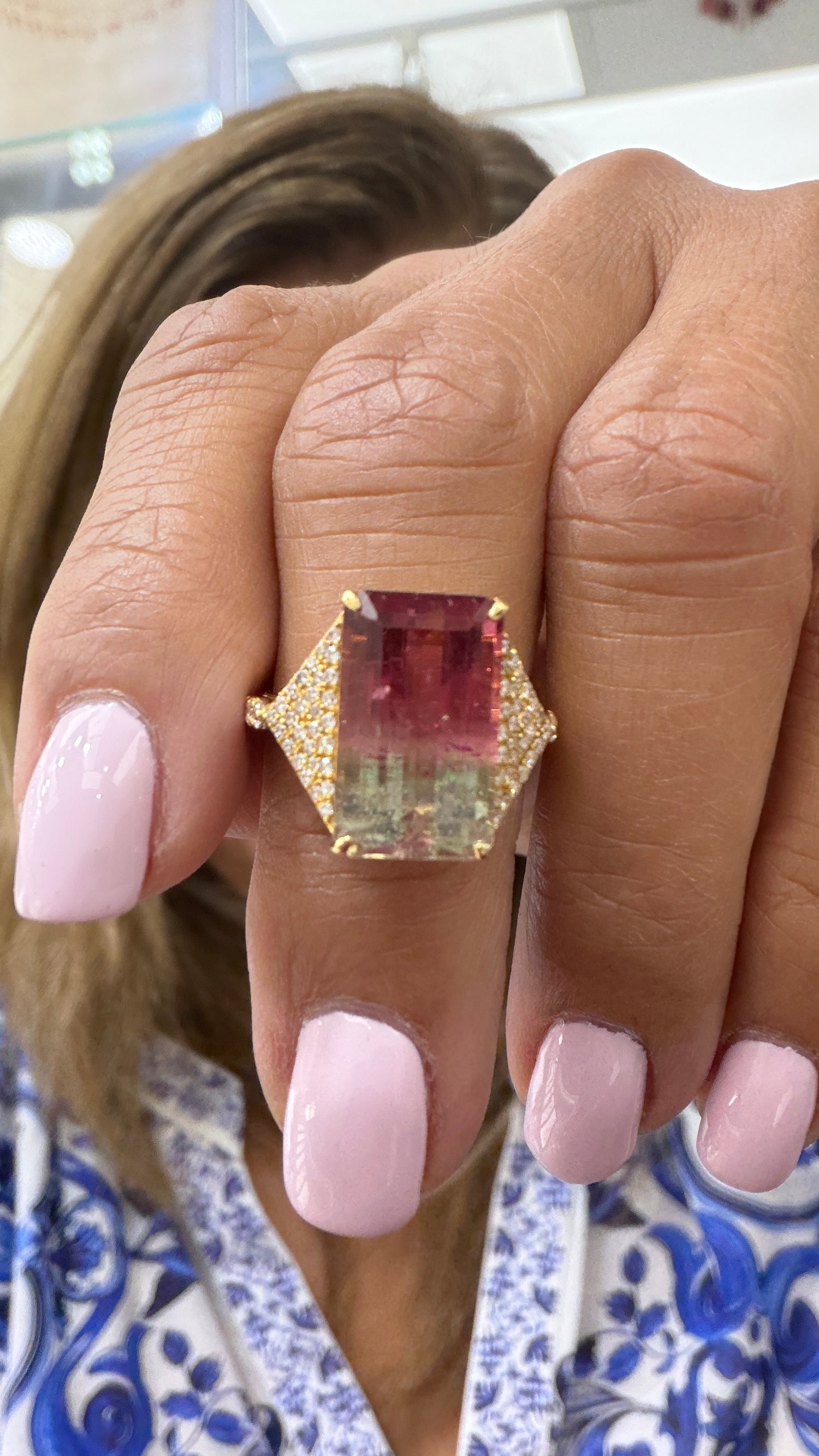 18k Yellow Gold Ring With Tourmaline Size 7