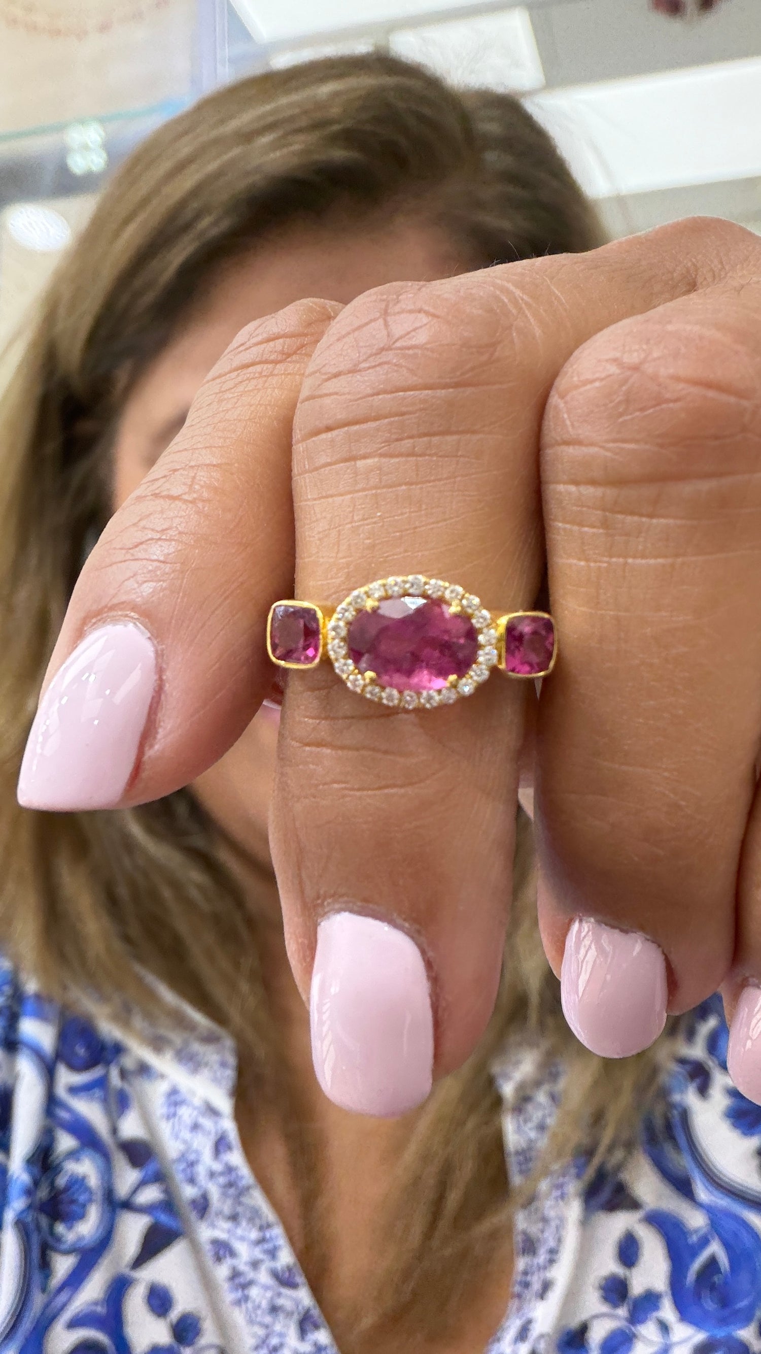 18k Yellow Gold Ring With Tourmaline Size 7