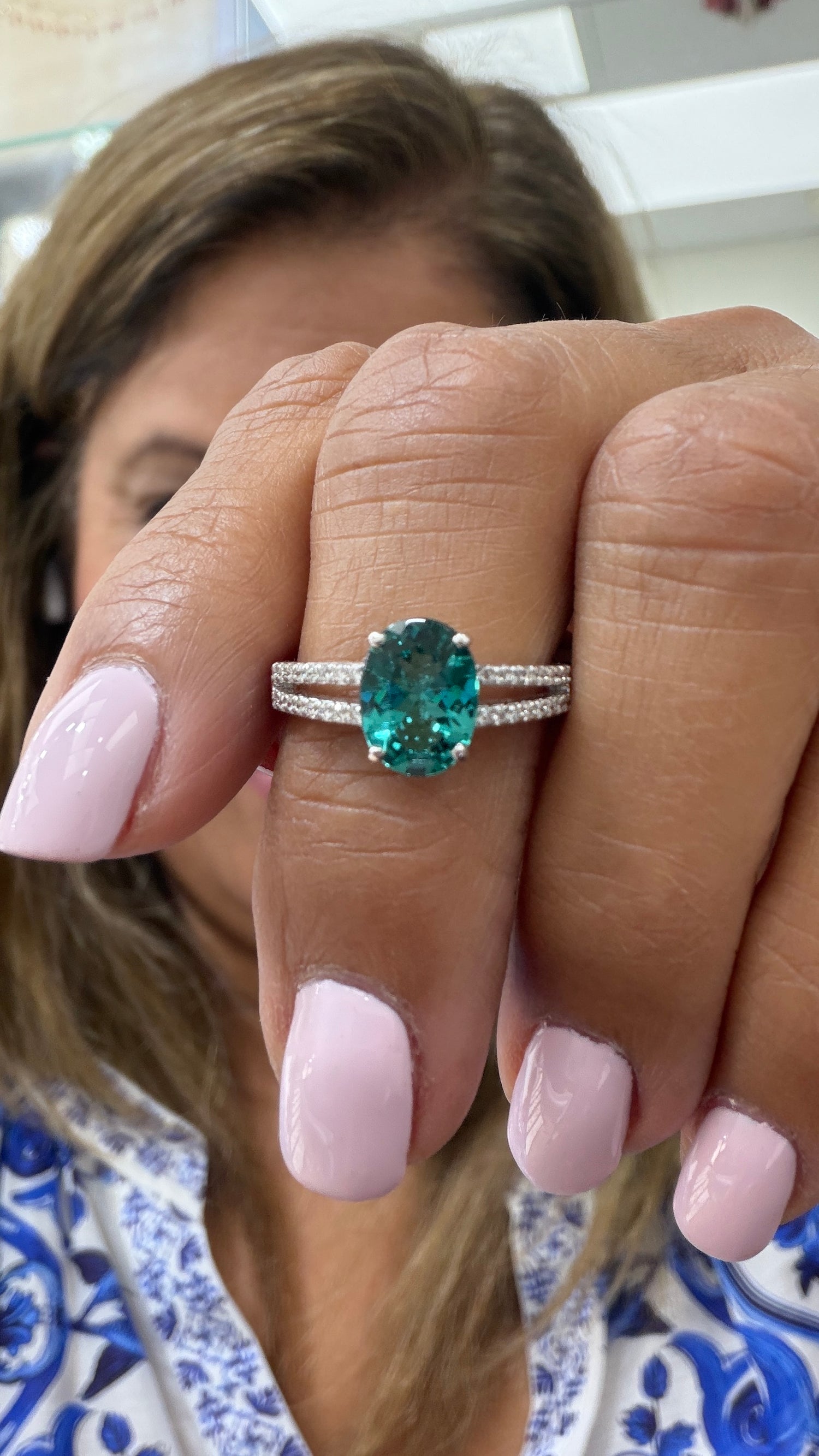 18k White Gold Ring With Tourmaline Size 7