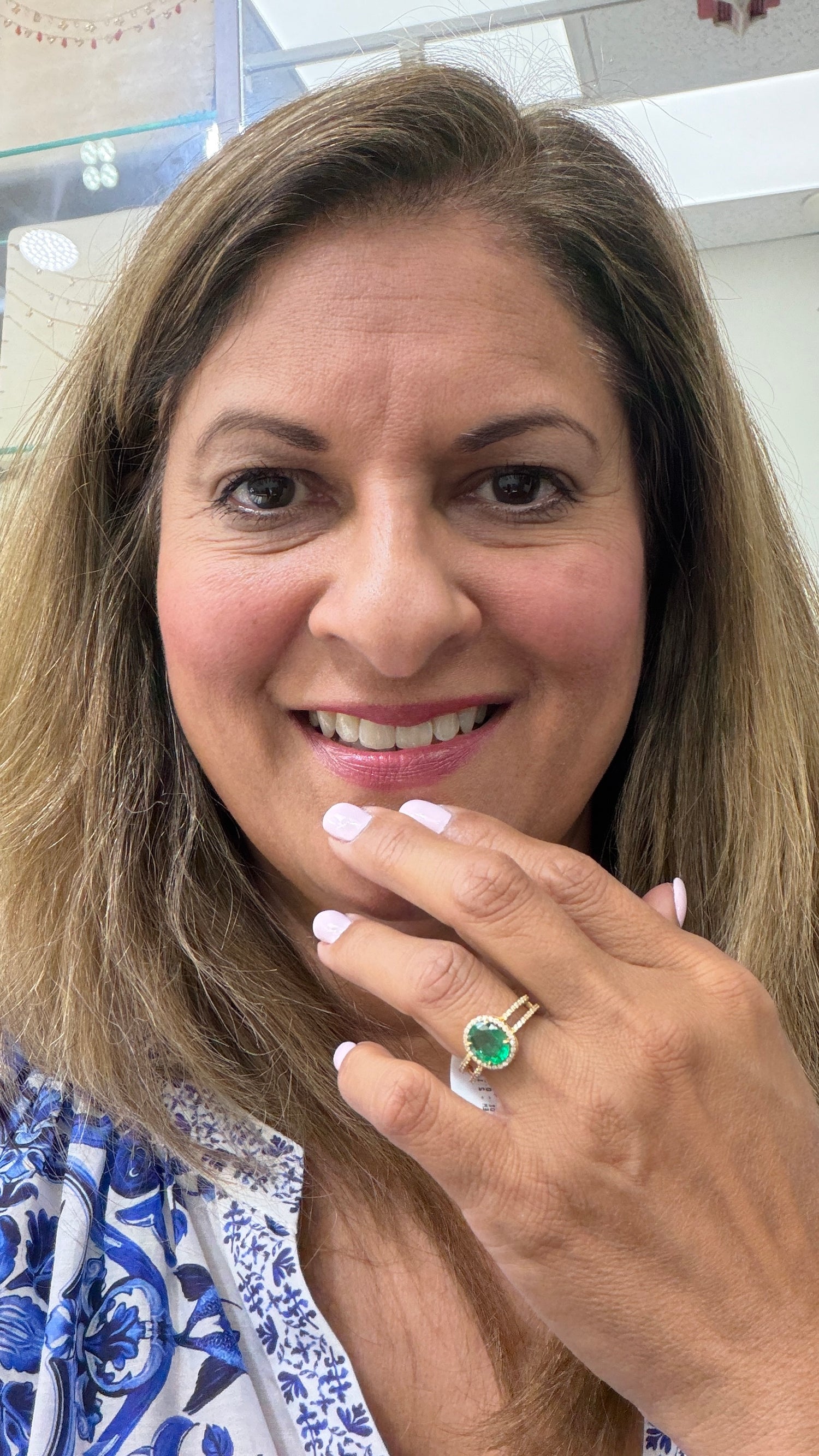 18k Yellow Gold Ring With Emerald Size 7