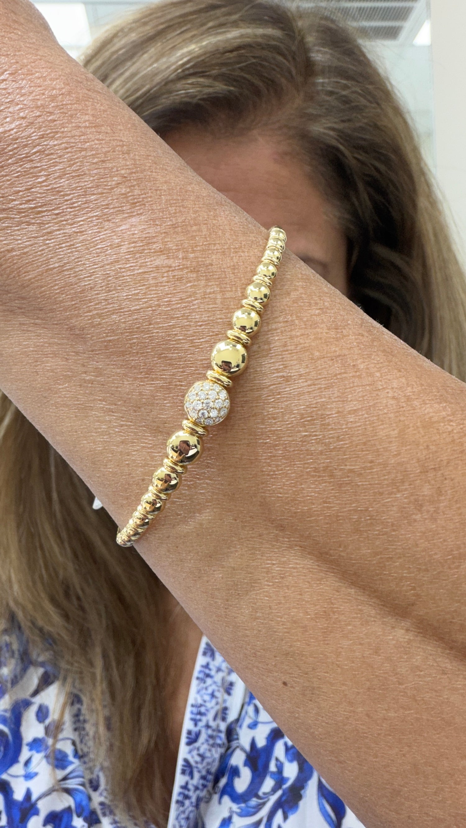 18k Yellow Gold Bracelet With Diamond 6.5 inches
