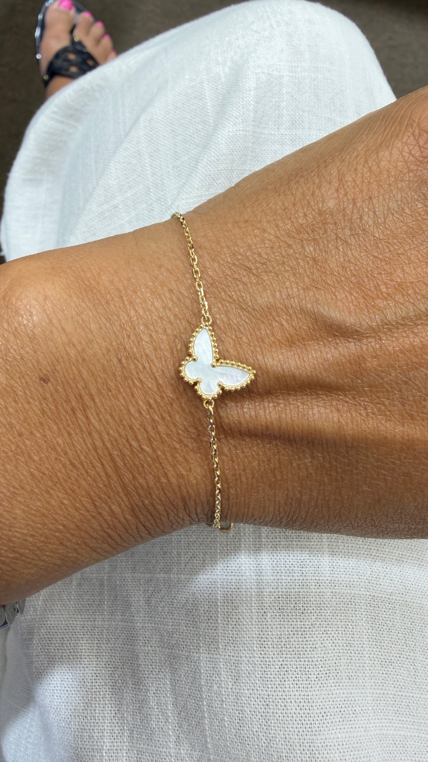 14k Yellow Gold Bracelet With Mother Of Pearl 6.5-7 inches