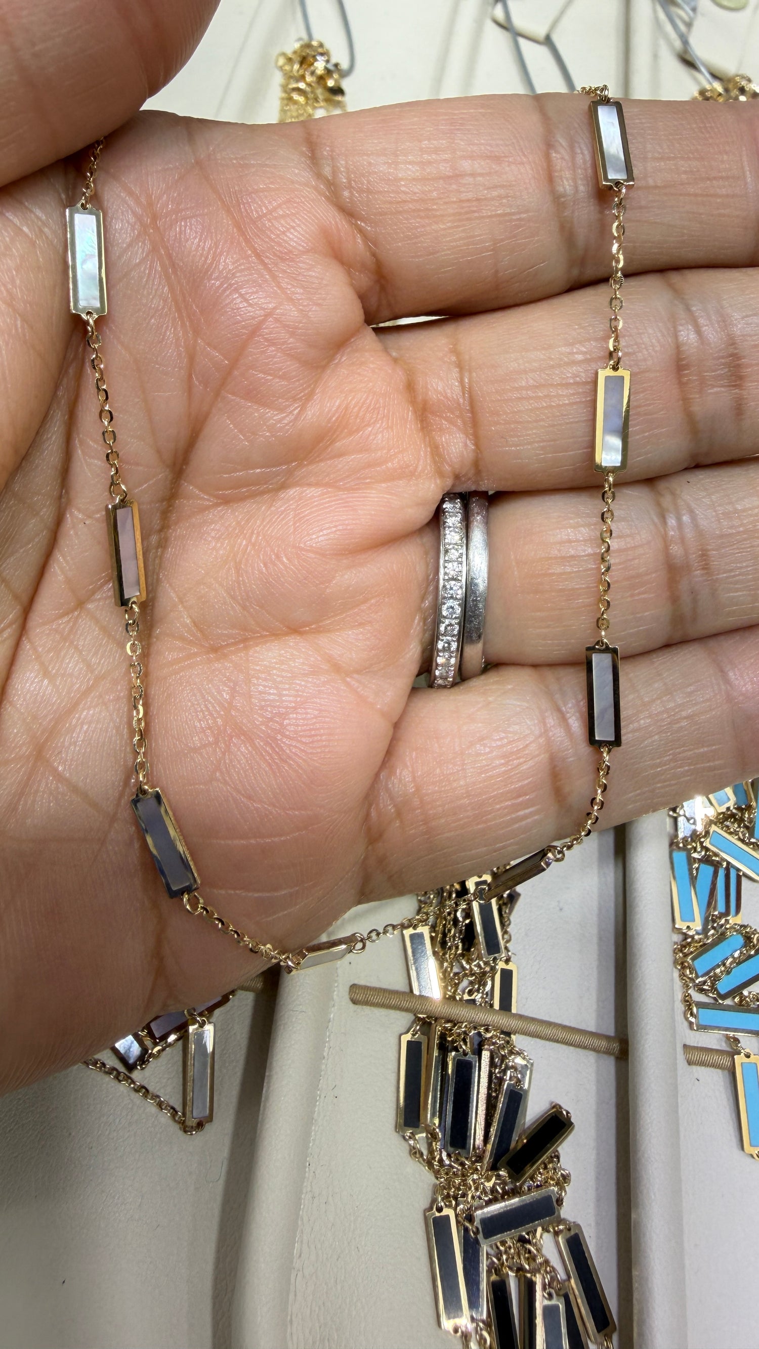 14k Yellow Gold Necklace With Mother Of Pearl 16-18 inches