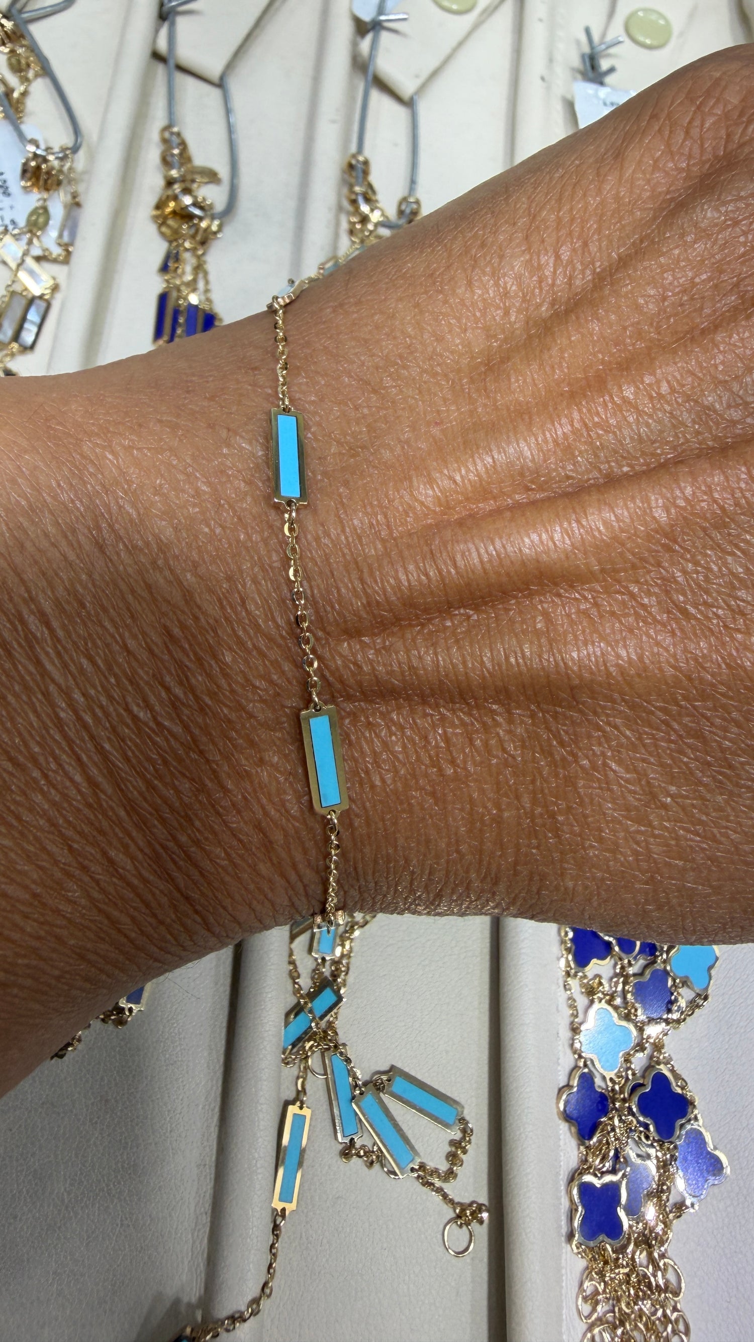 14k Yellow Gold Bracelet With Turquoise 7 inches