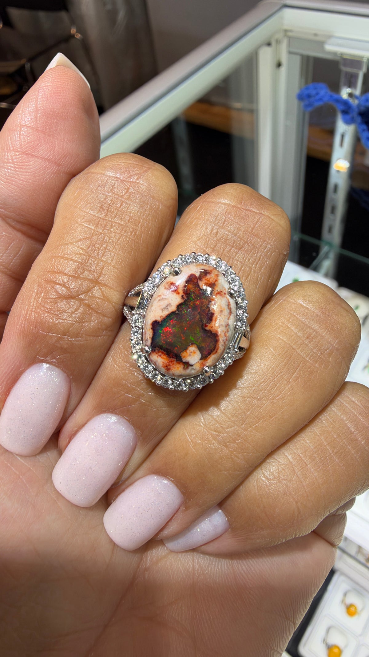 18k White Gold Ring With Opal Size 7