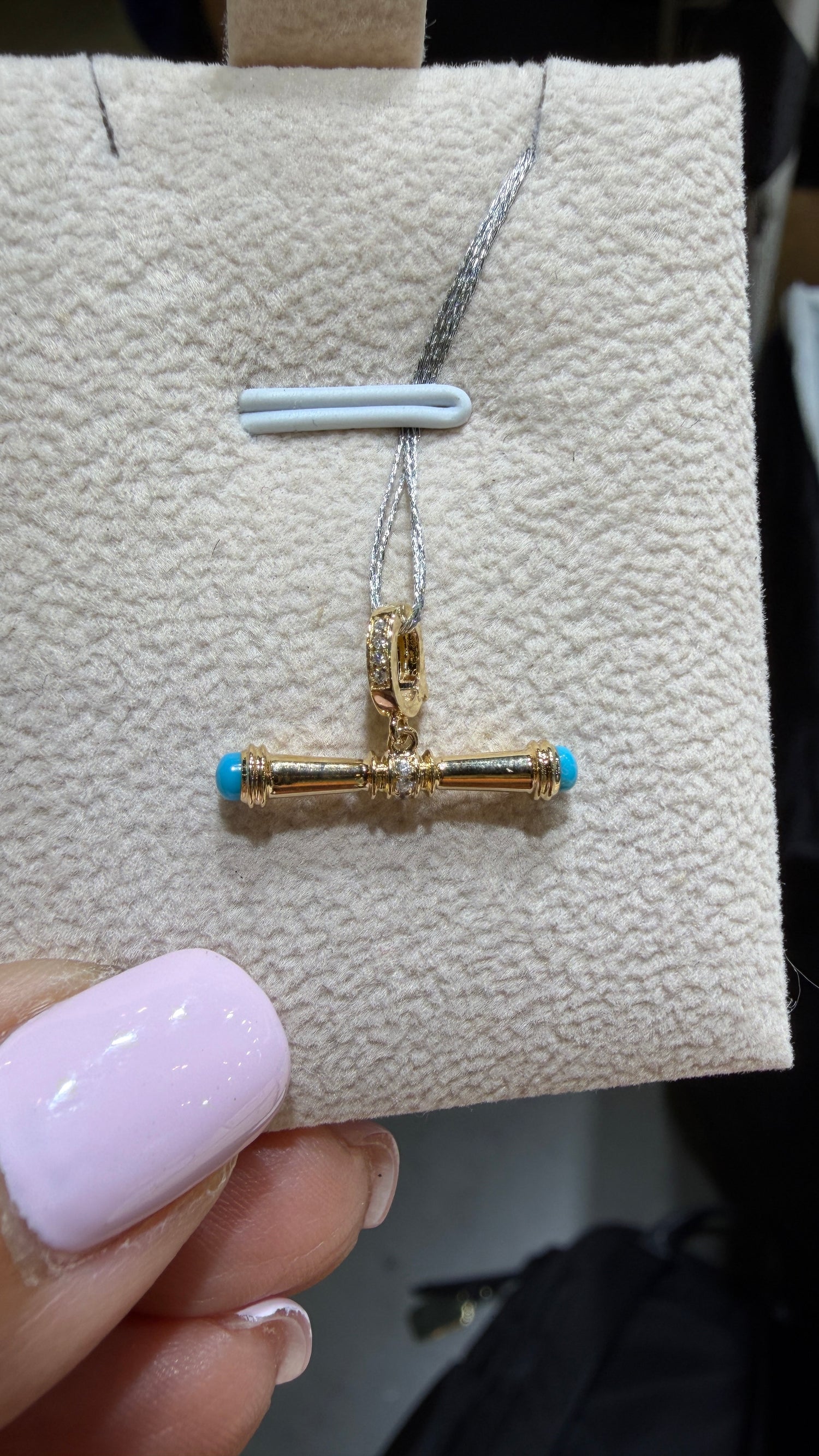 18k Yellow Gold Pendant With Turquoise