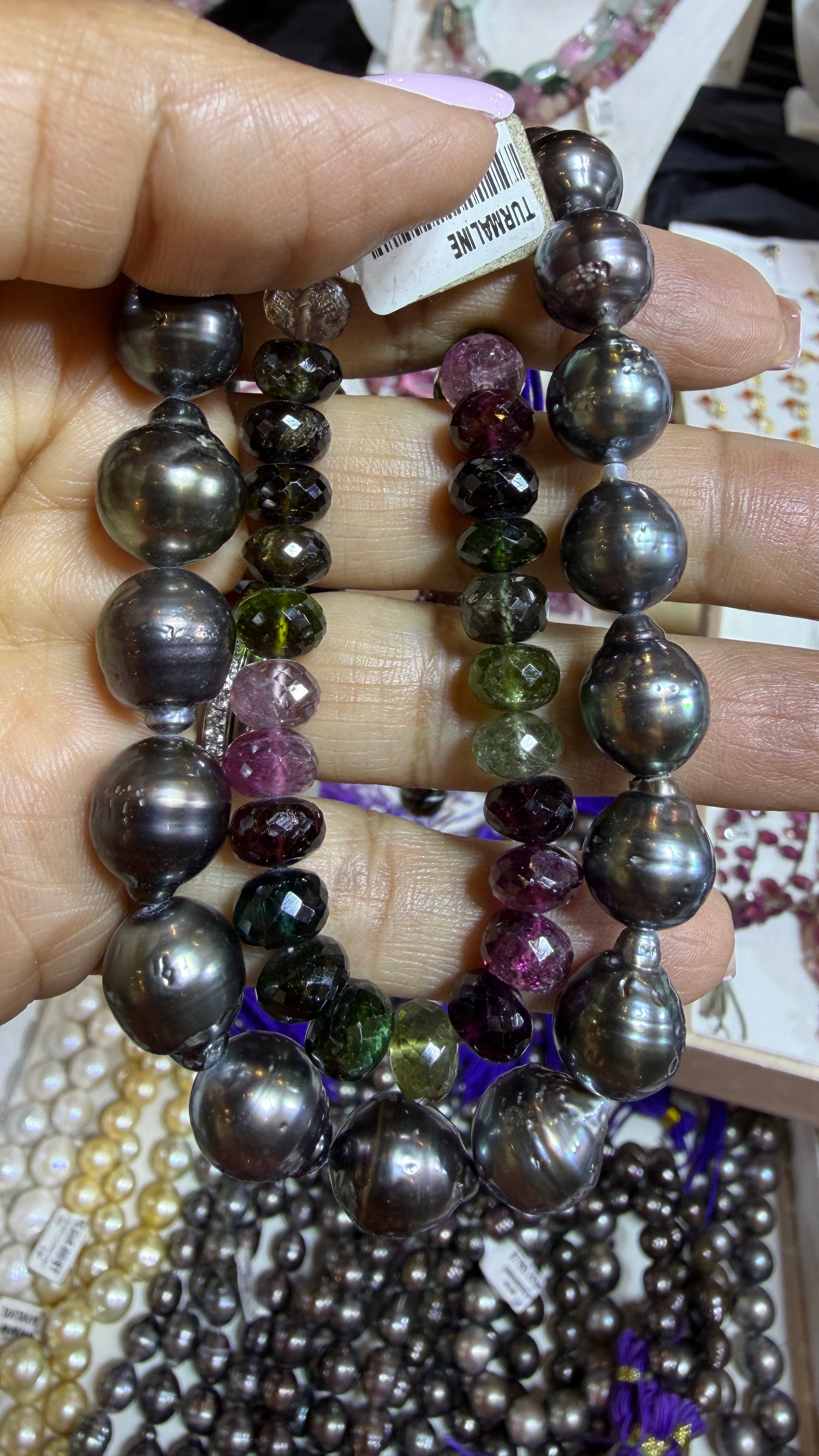 Tahitian Pearls Beads 16 inches