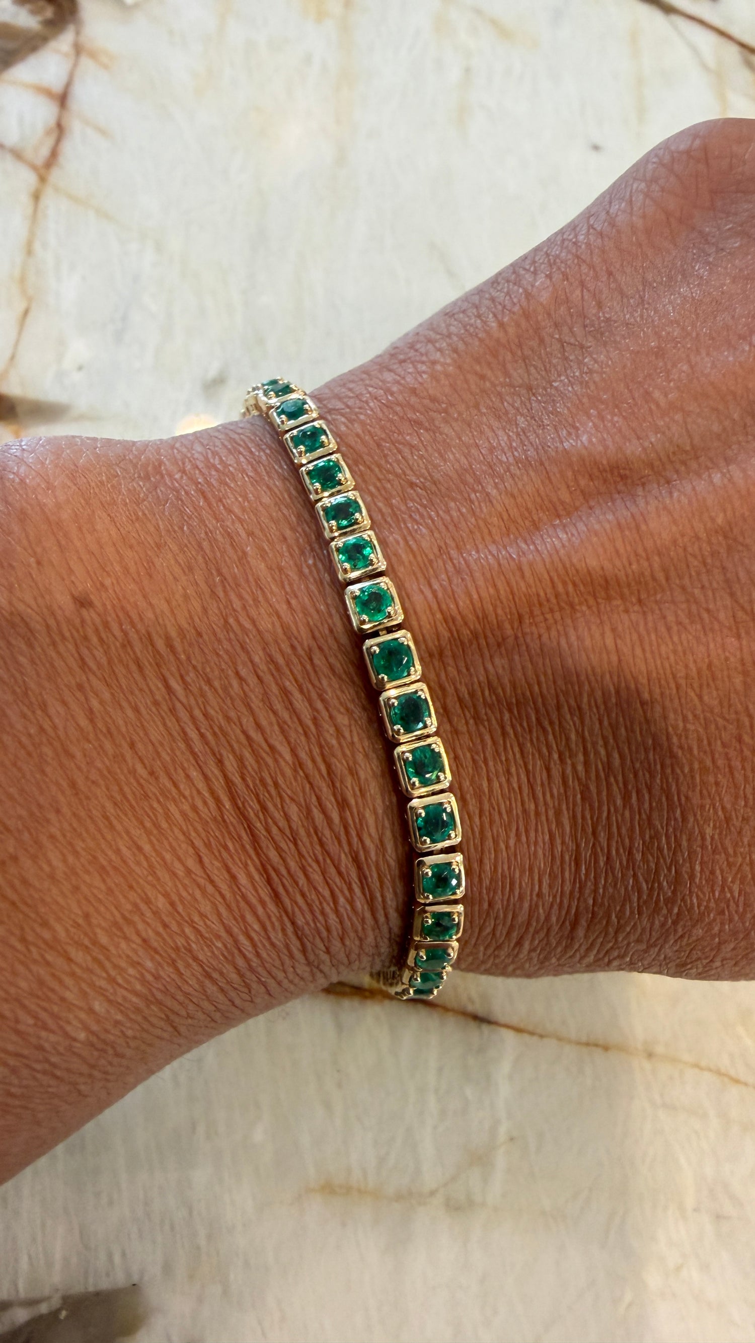 14k Yellow Gold Bracelet With Princess Cut Emeralds 7 inches