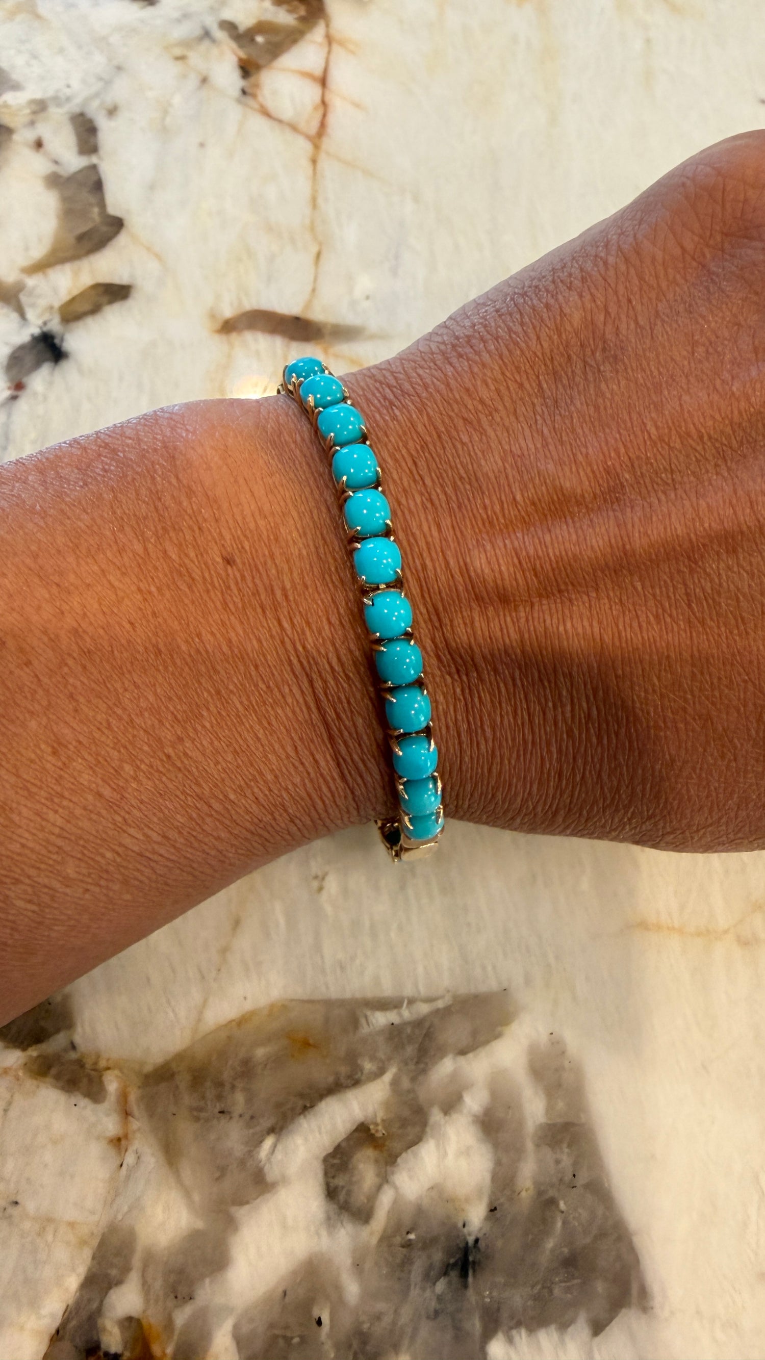 14k Yellow Gold Bracelet With Sleeping Beauty Turquoise 7 inches