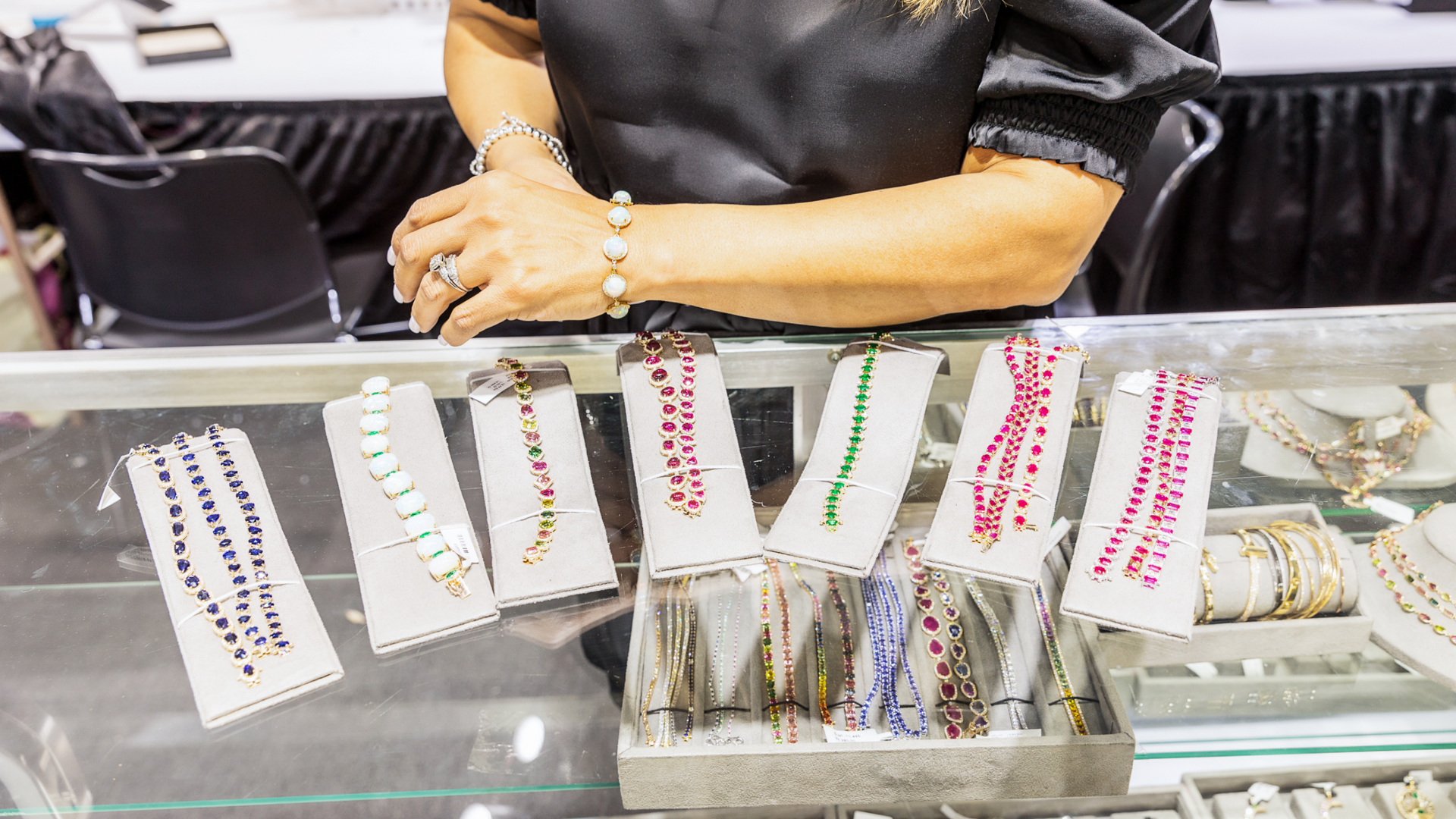 Comprehensive 2025 Jewelry Market Trends Guide