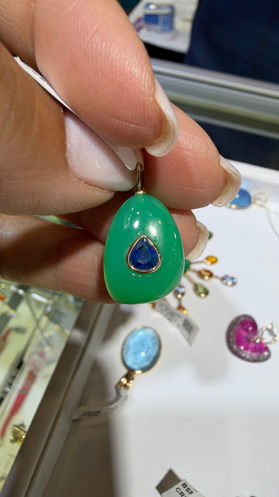 14k gold chrysoprase pendant with blue sapphire