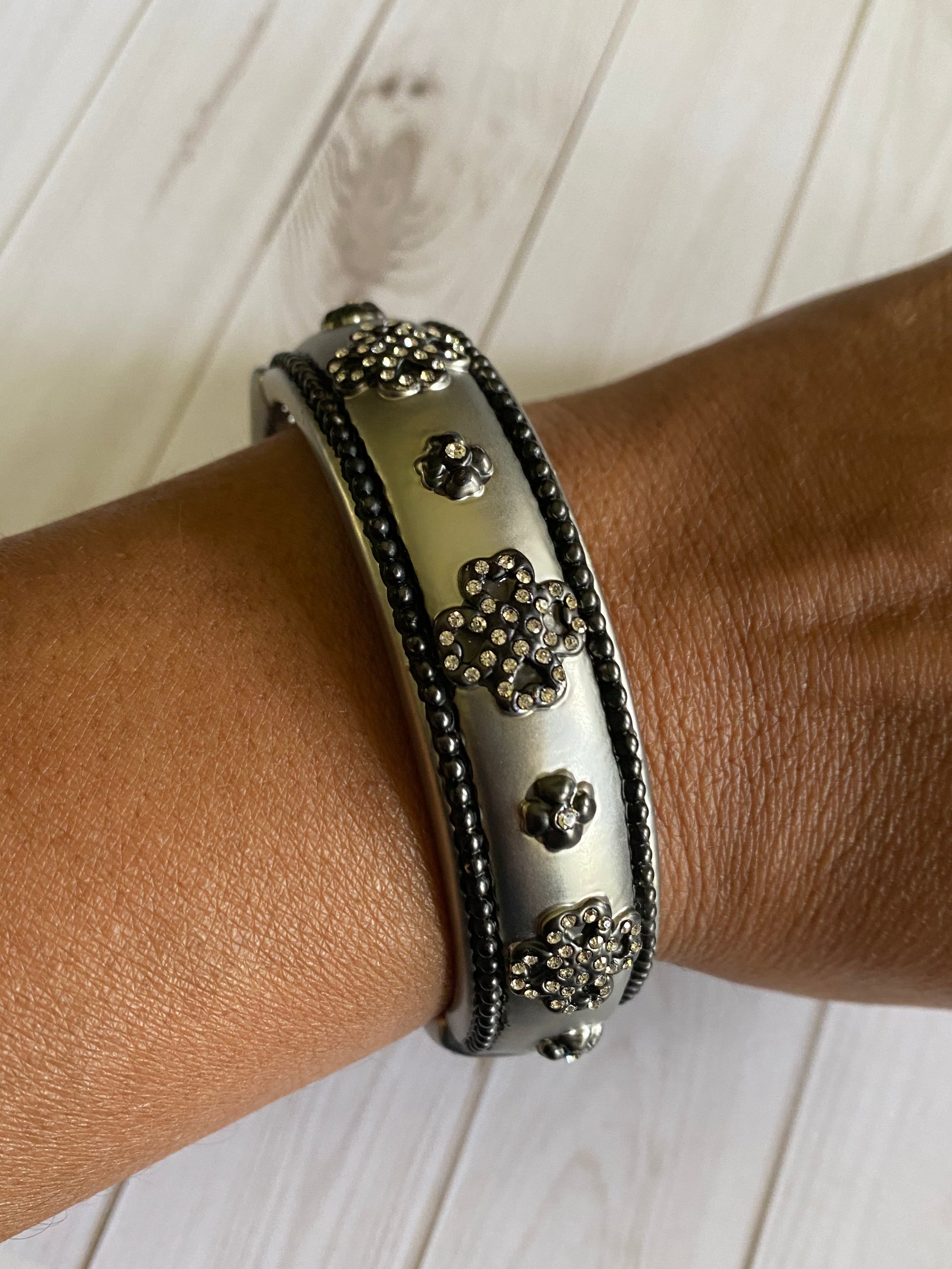 Shiloh Bracelet - Silver Flower | Ulka Rocks