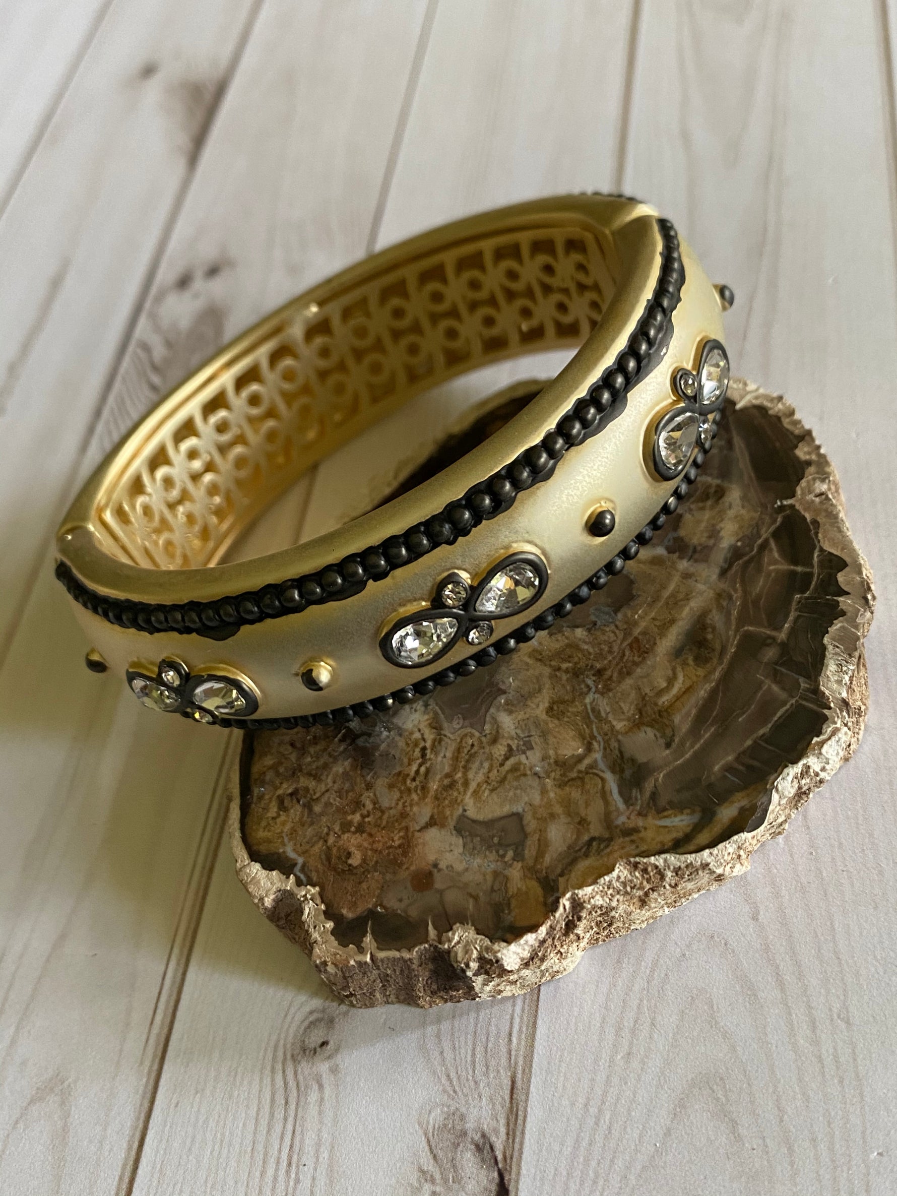Shiloh Bracelet - Gold Infinity | Ulka Rocks
