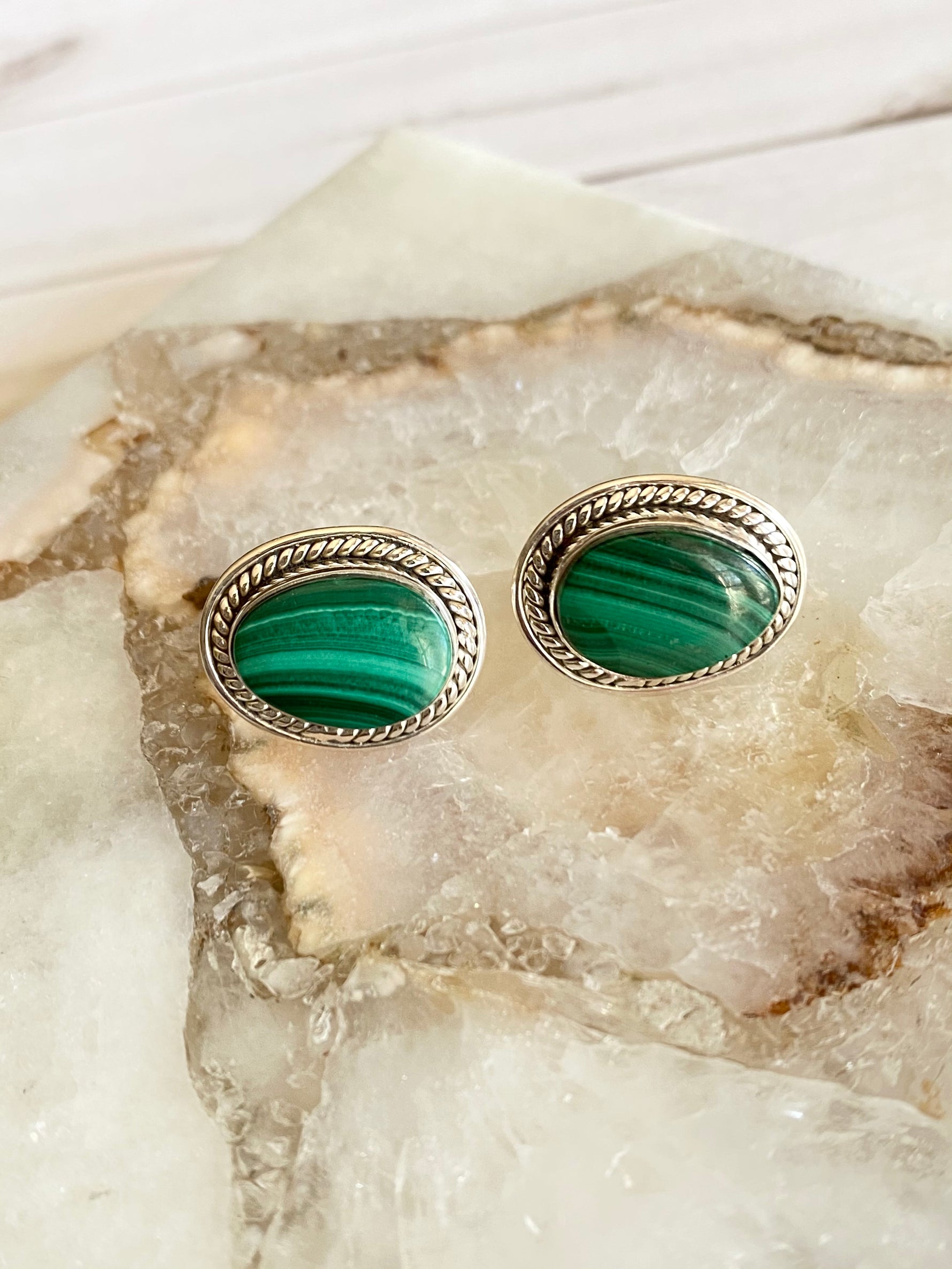 18" Green Malachite Sterling Silver Necklace | Ulka Rocks